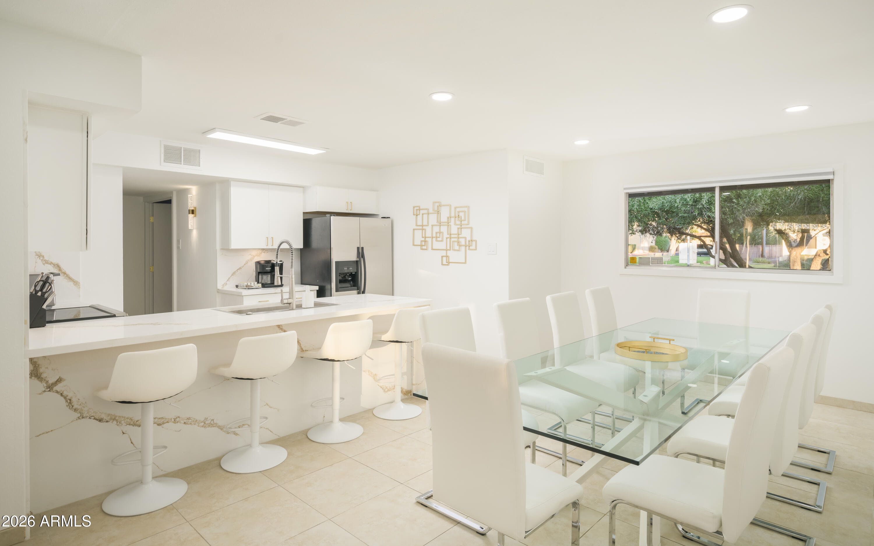 5818 N GRANITE REEF Road