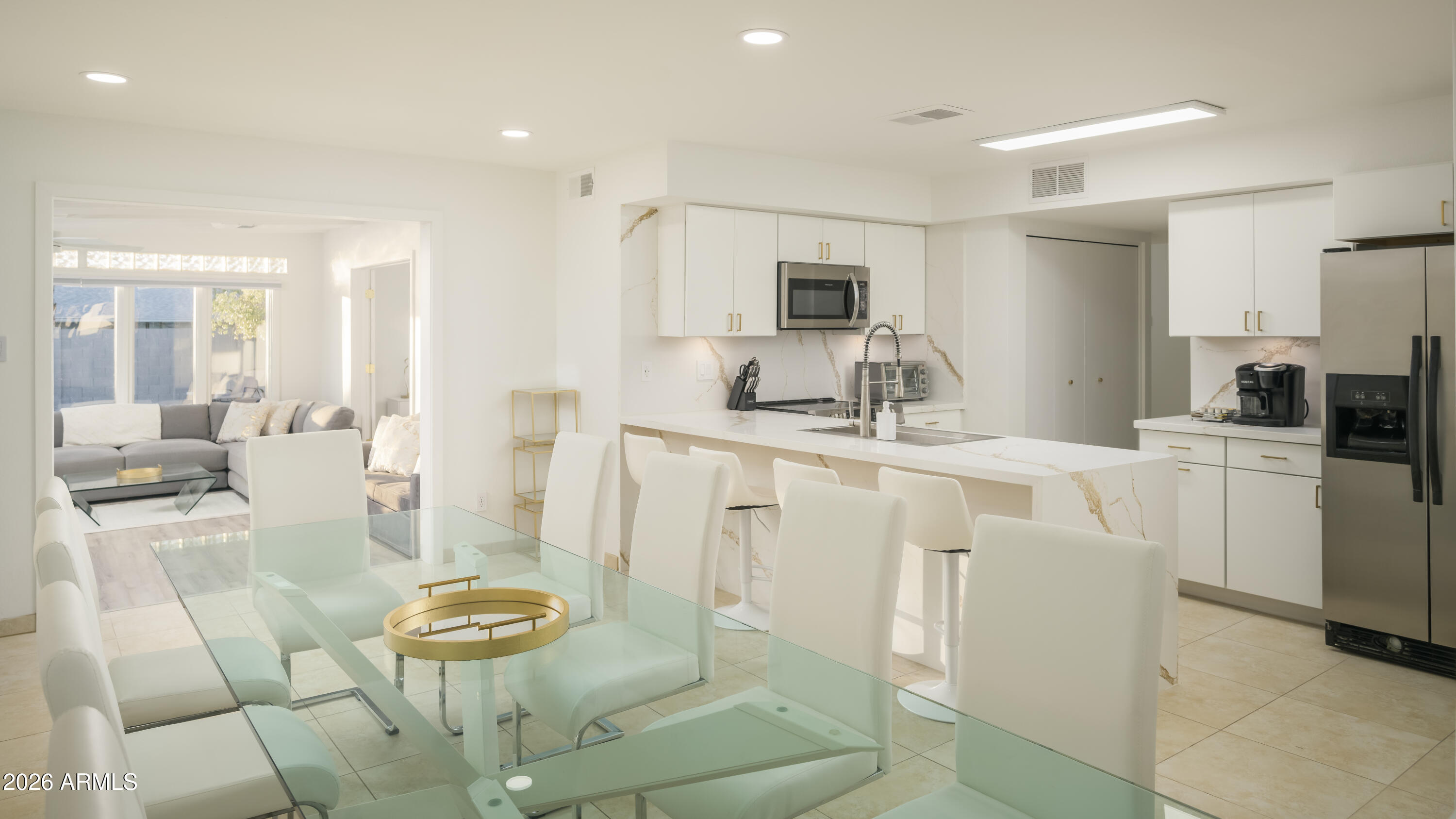 5818 N GRANITE REEF Road