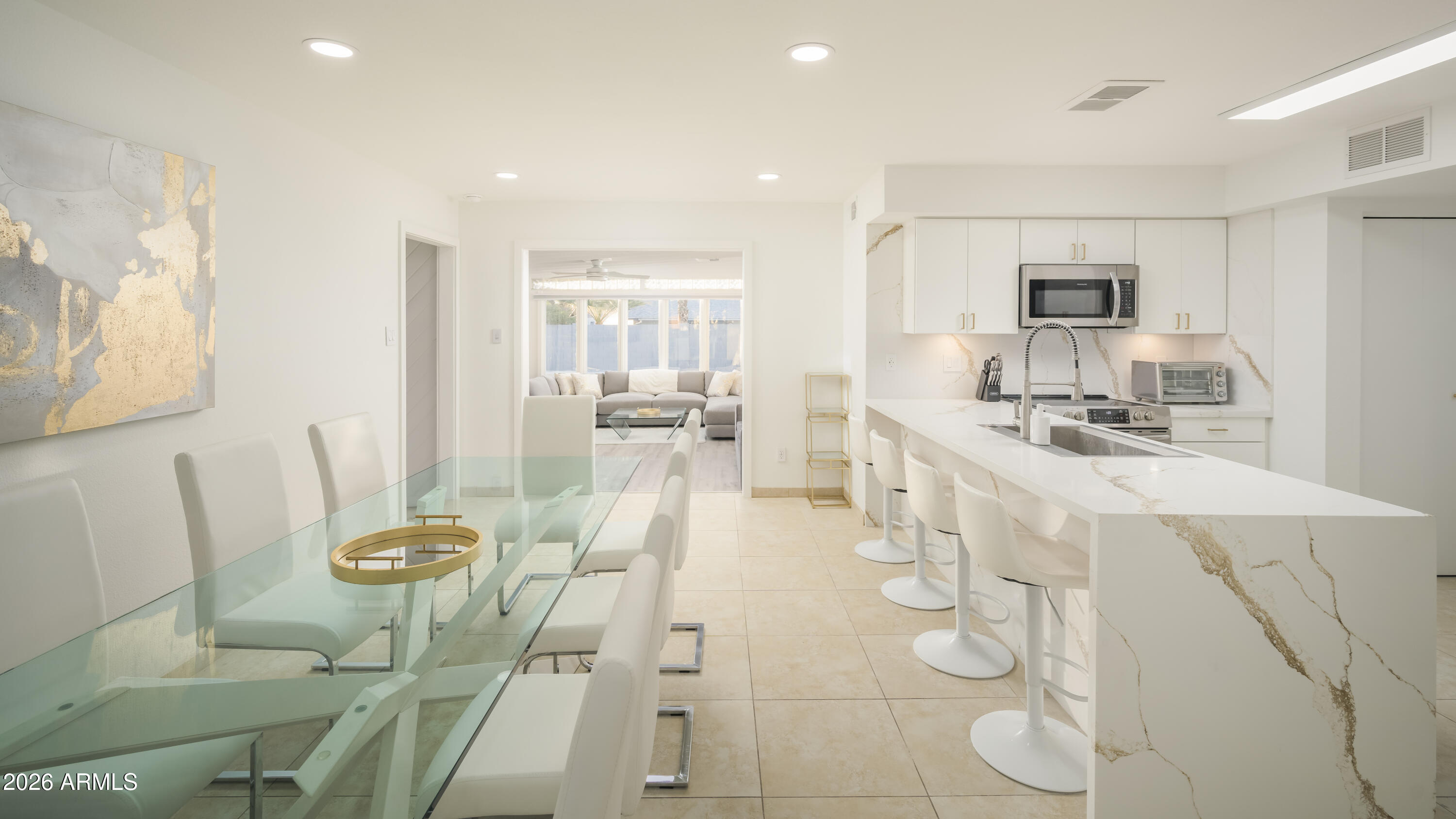 5818 N GRANITE REEF Road