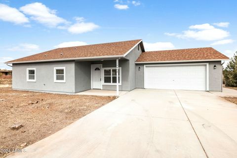 A home in Mayer