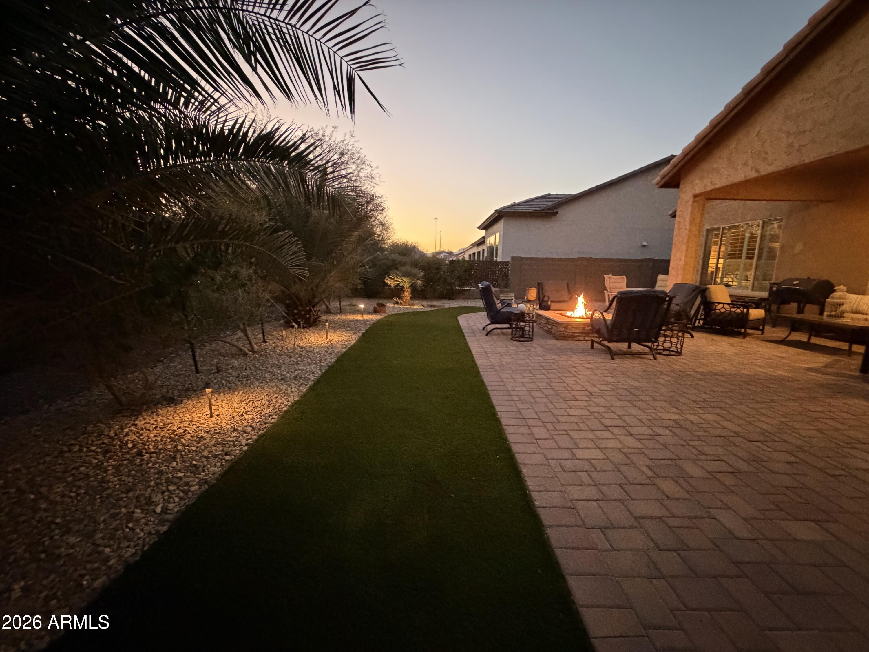 16929 W CAMBRIDGE Avenue