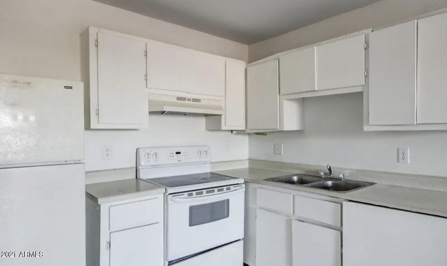 1709 W MOUNTAIN VIEW Road 106