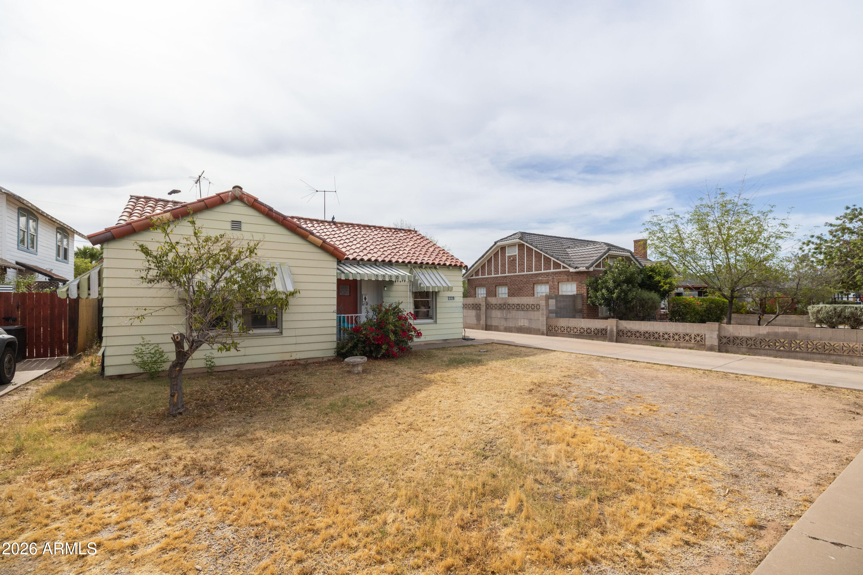 LA COLONIA - Residential
