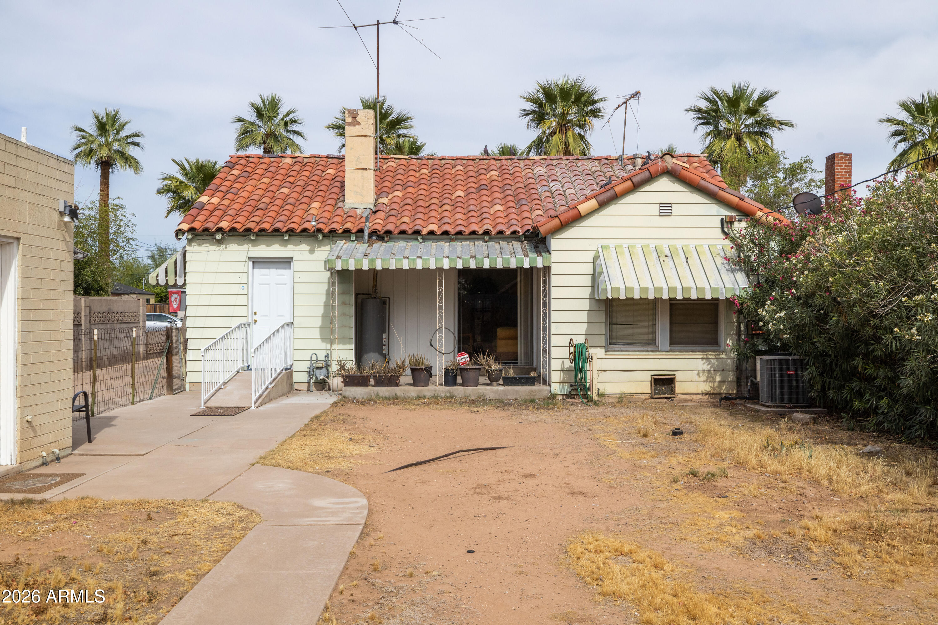 LA COLONIA - Residential