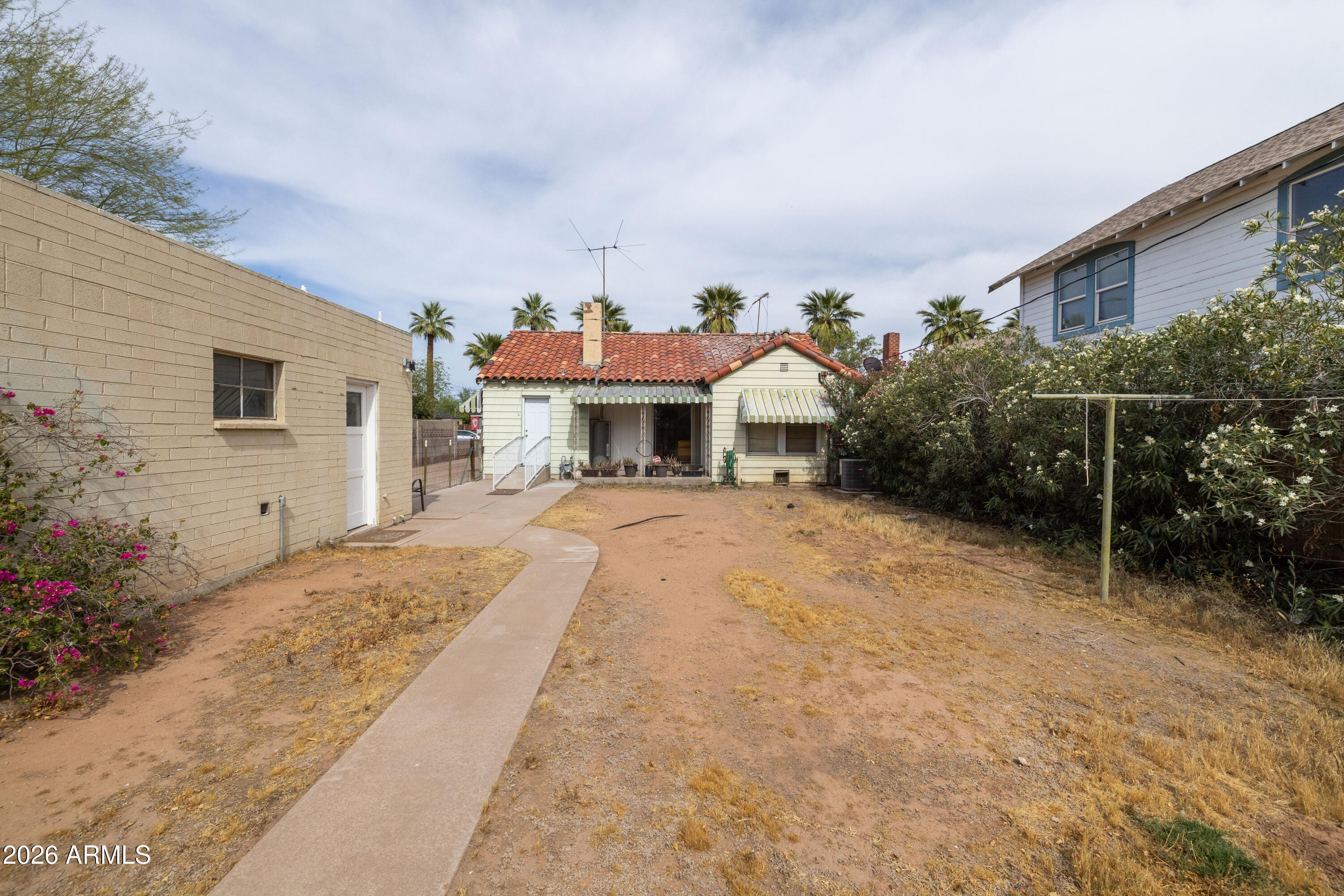 LA COLONIA - Residential