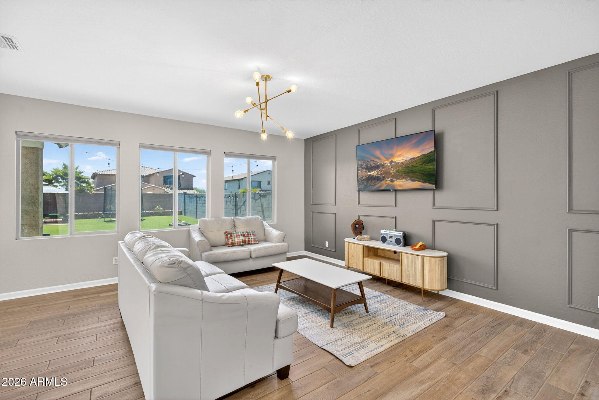 18227 W VOGEL Avenue