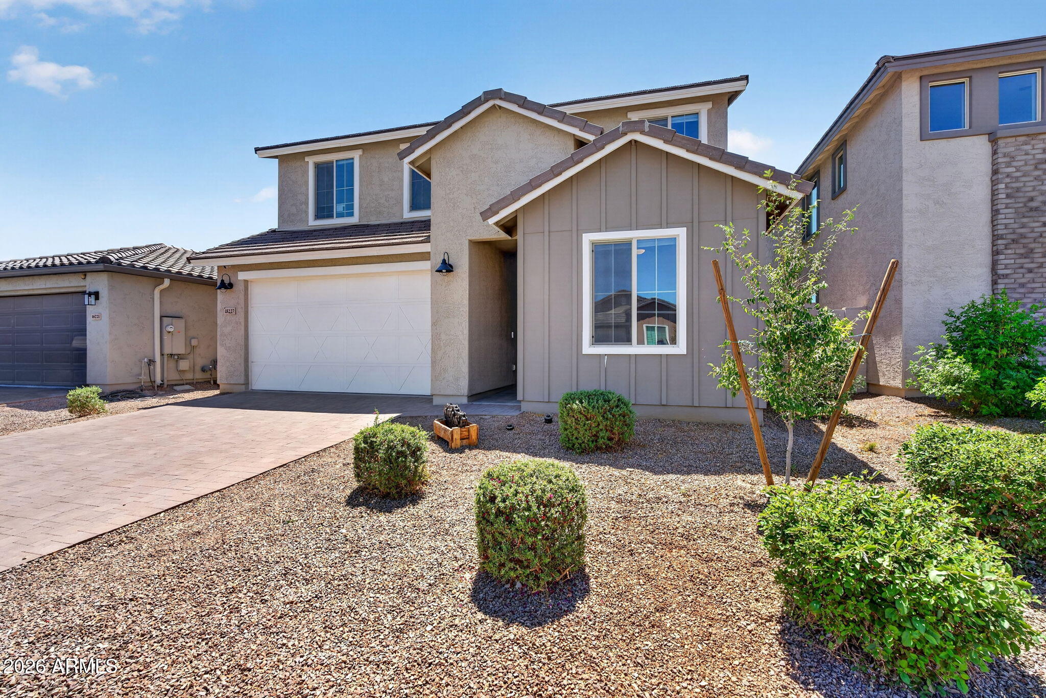 18227 W VOGEL Avenue