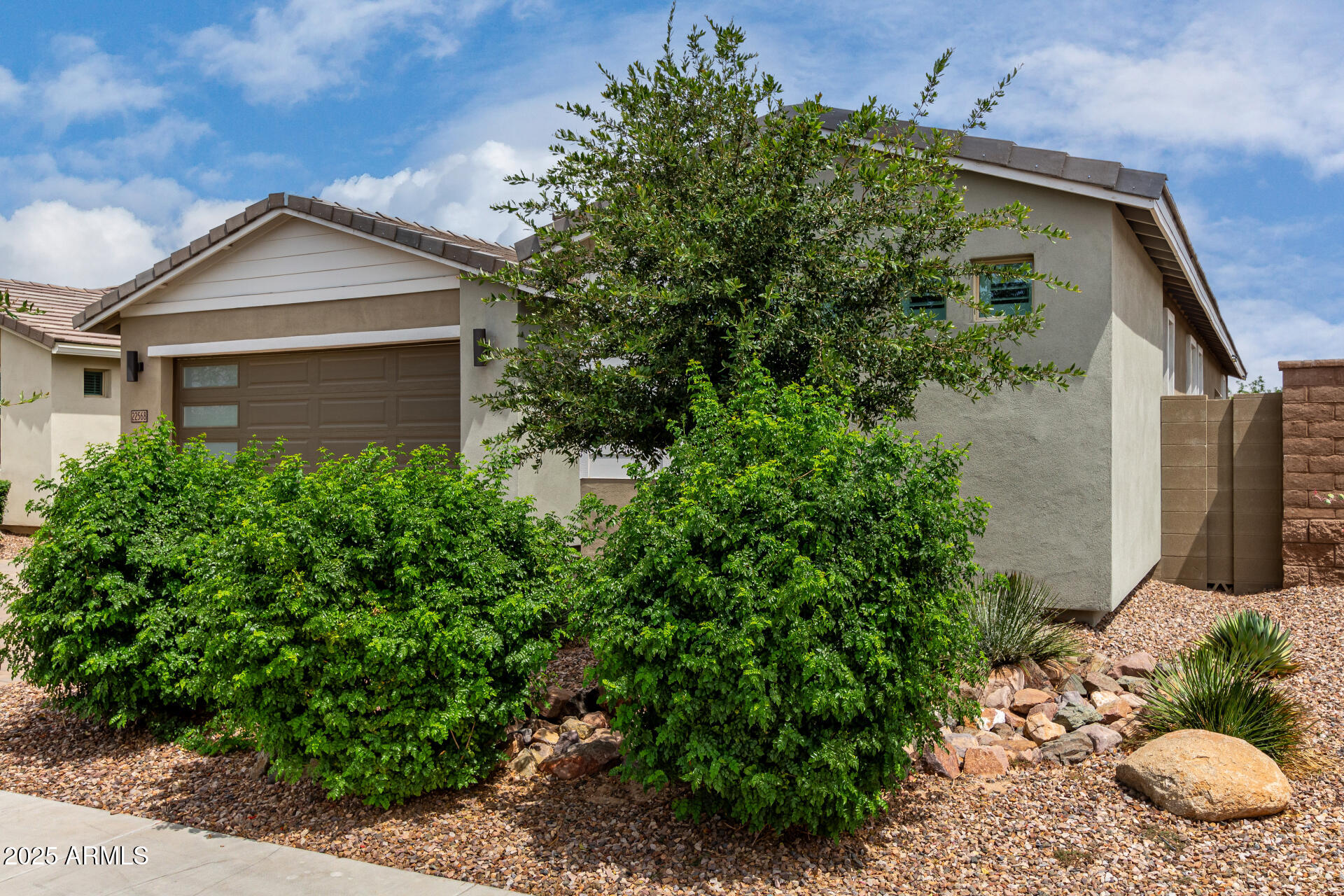 Homes 4 22568 E ROSA Road