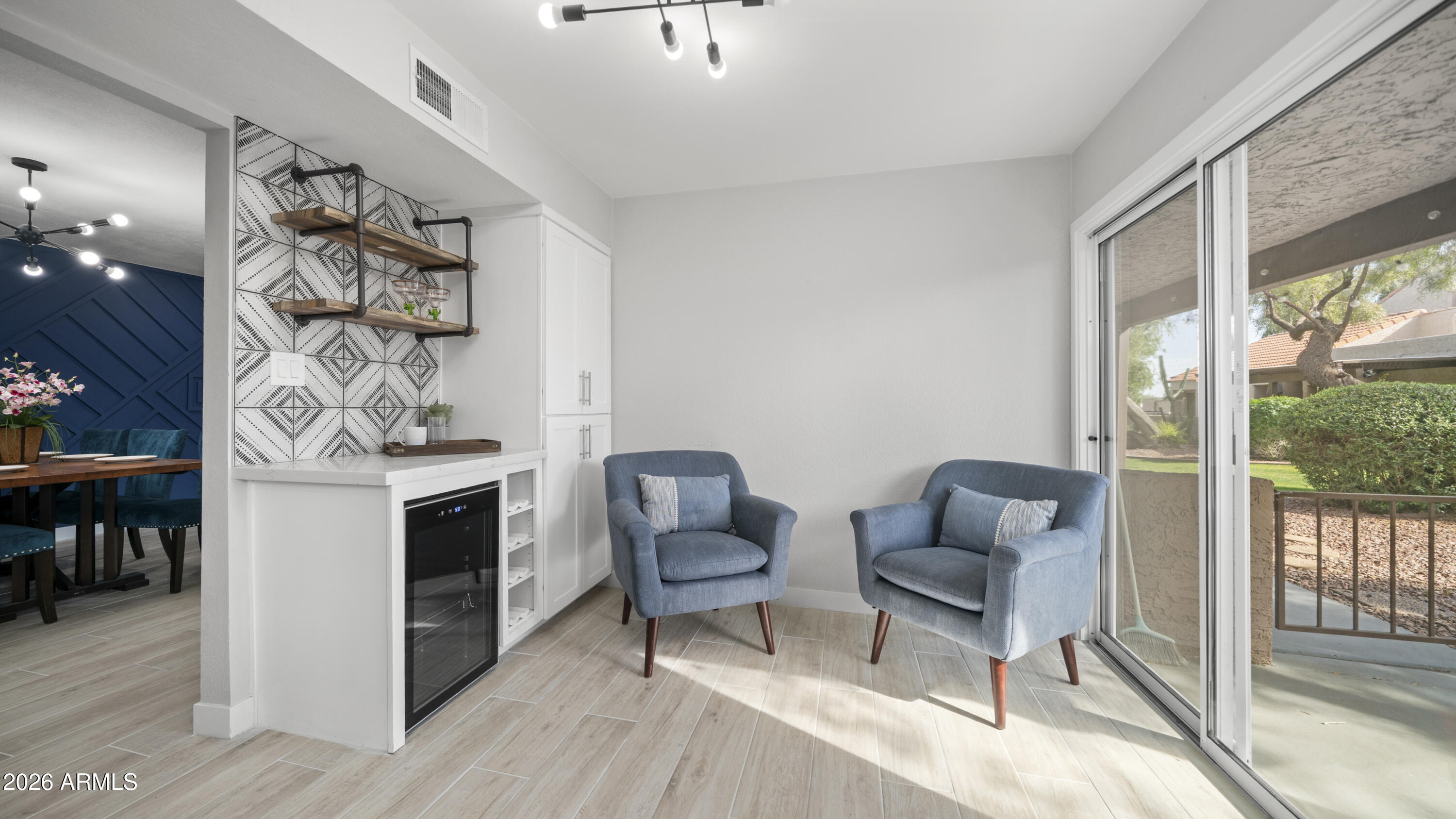 7329 N VIA CAMELLO DEL NORTE -- 115