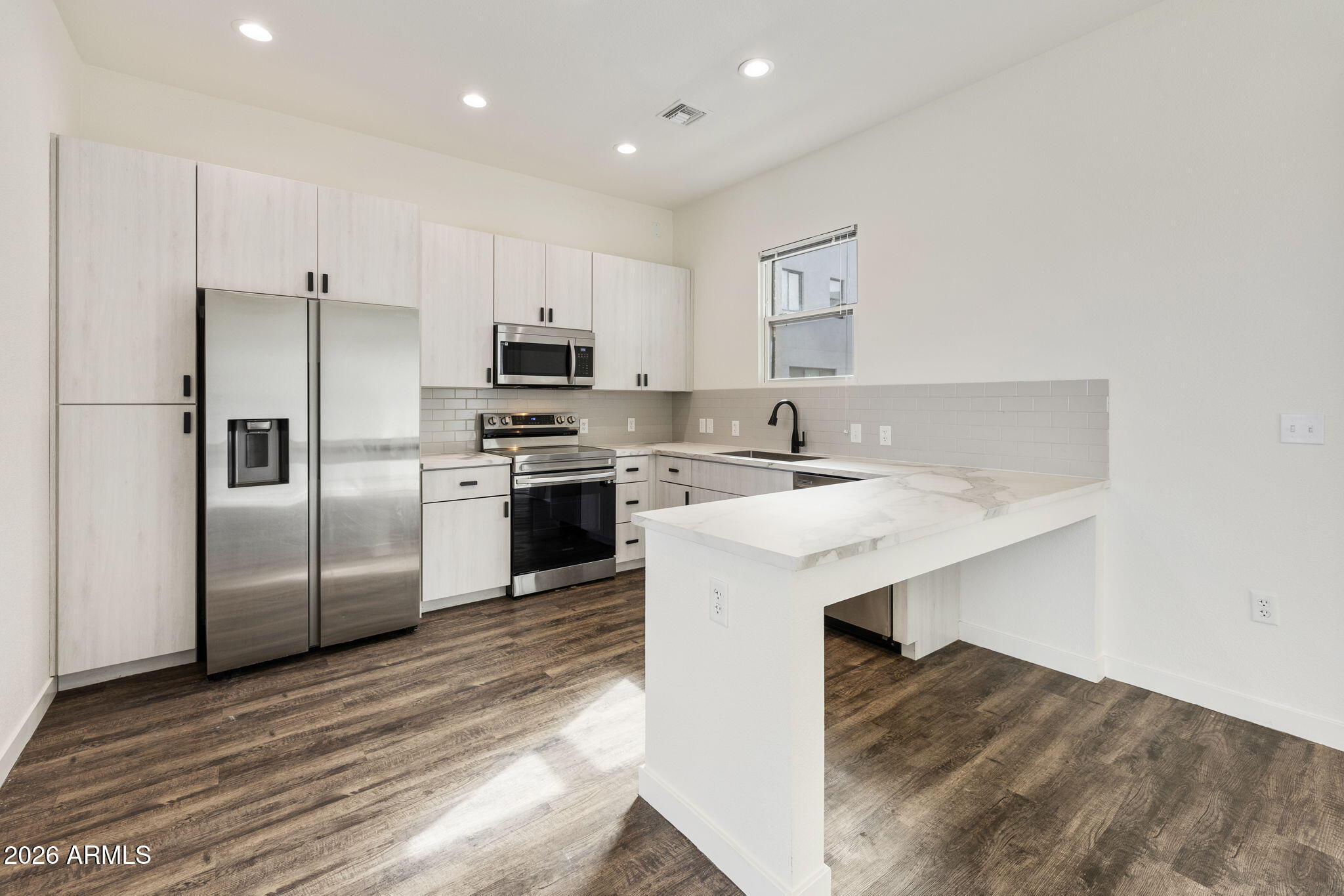 406 W 7th Street 1013