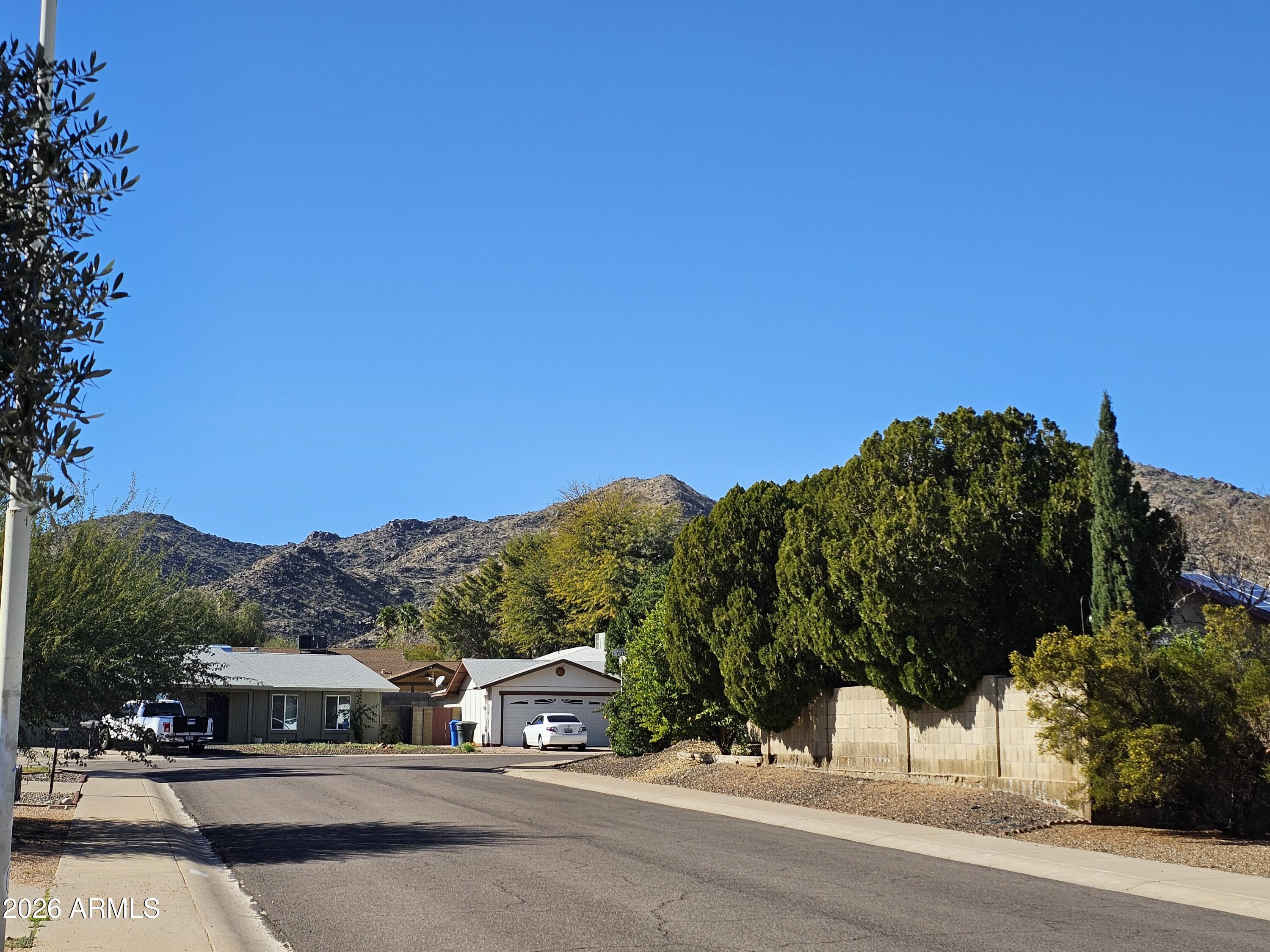 4222 E TAMAYA Street