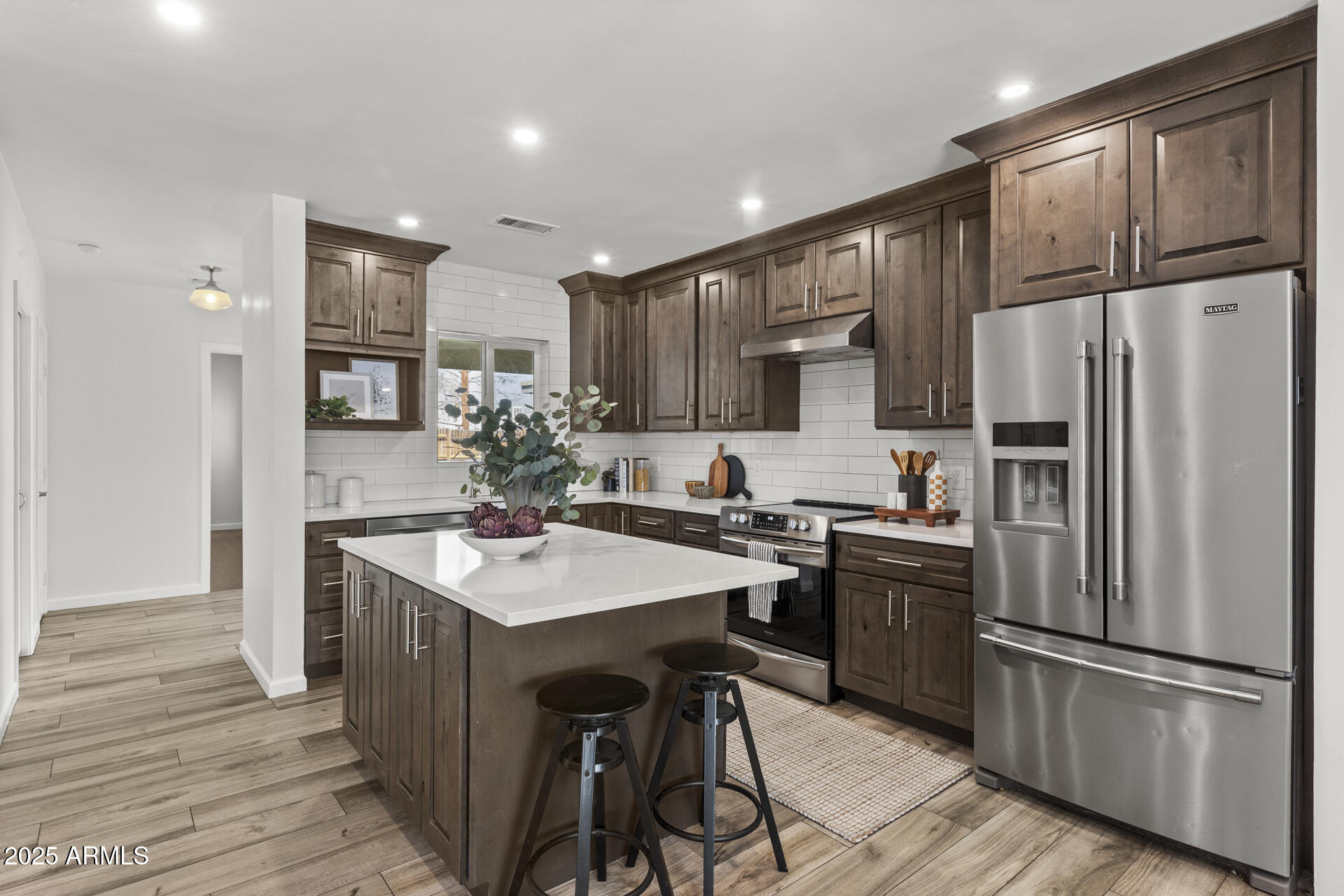 2802 N 35TH Place
