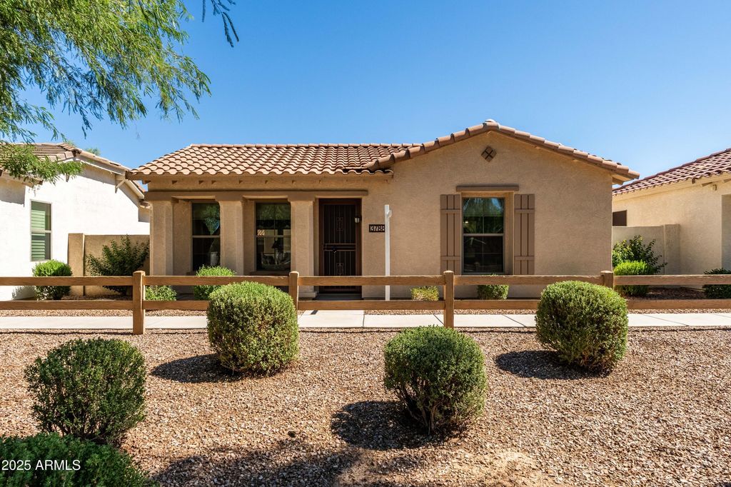 Photo of 3788 S Verbena Avenue, Gilbert, AZ 85297 (MLS # 6929223)