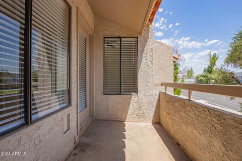 Condominium in Phoenix AZ 11666 28TH Drive.jpg