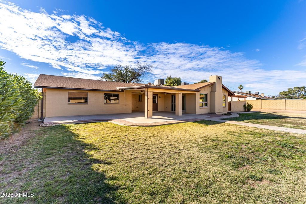 Photo of 3702 W Topeka Drive, Glendale, AZ 85308 (MLS # 6973751)
