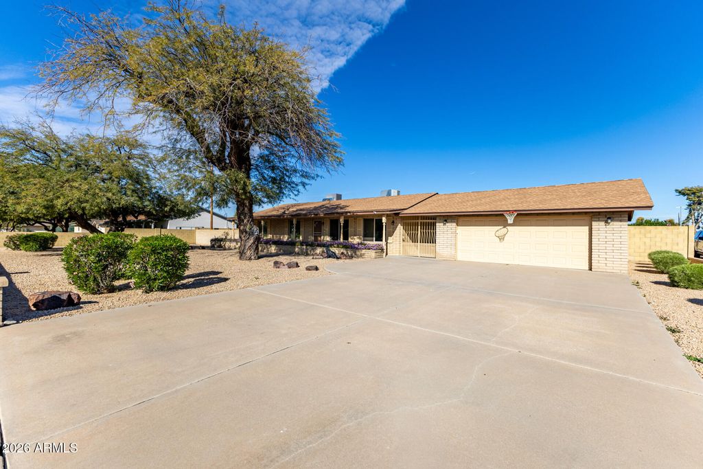 Photo of 3702 W Topeka Drive, Glendale, AZ 85308 (MLS # 6973751)