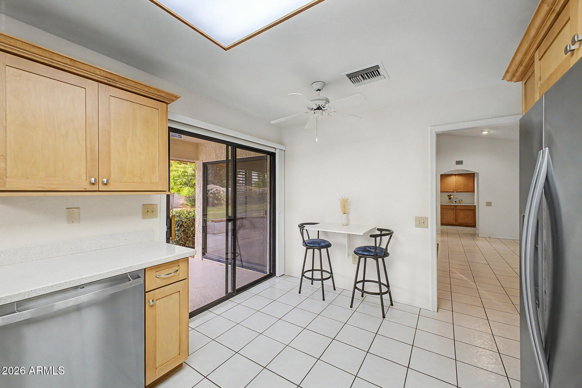 14122 W WHITE ROCK Drive