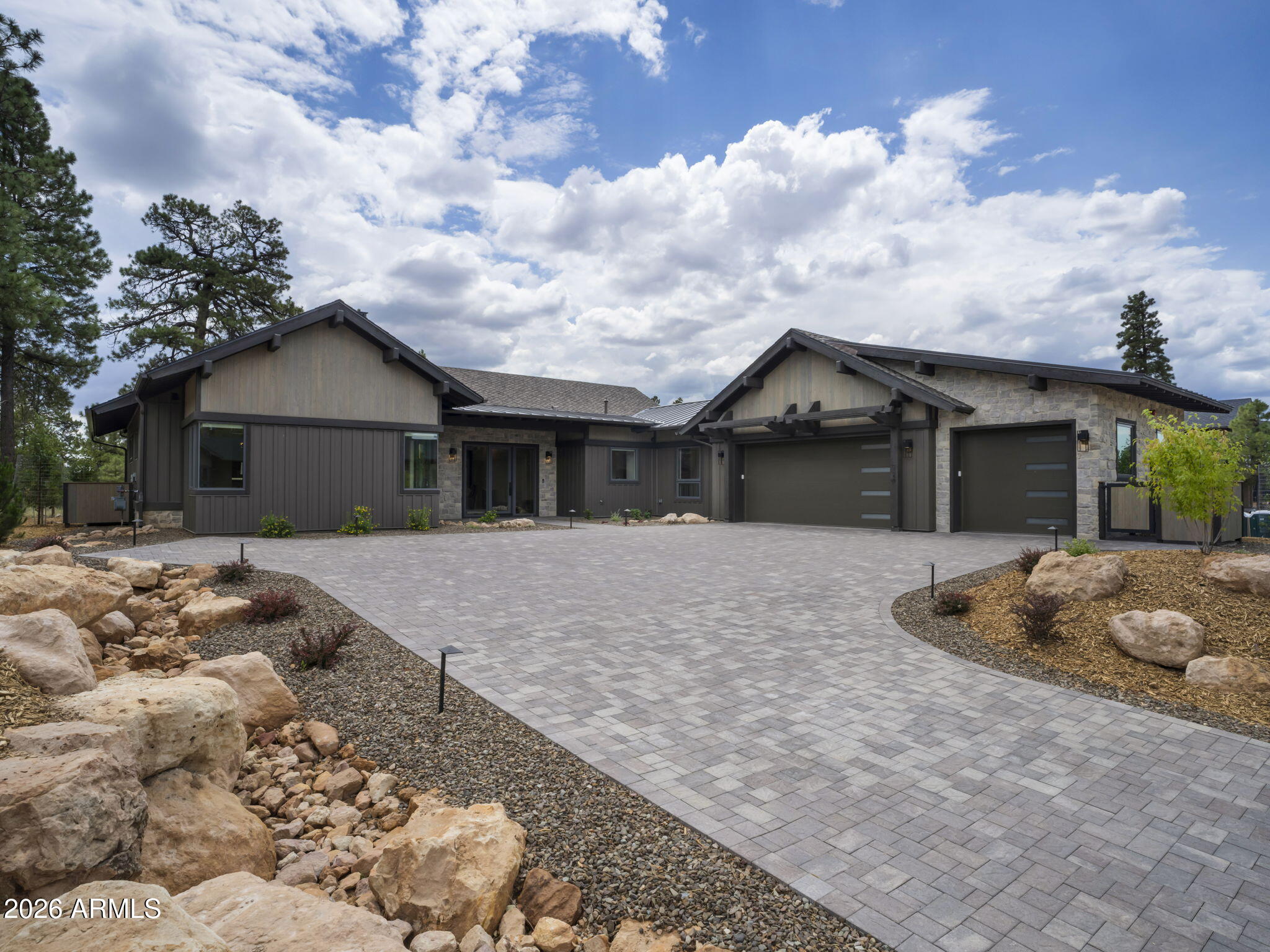 2460 S Pinyon Jay Drive