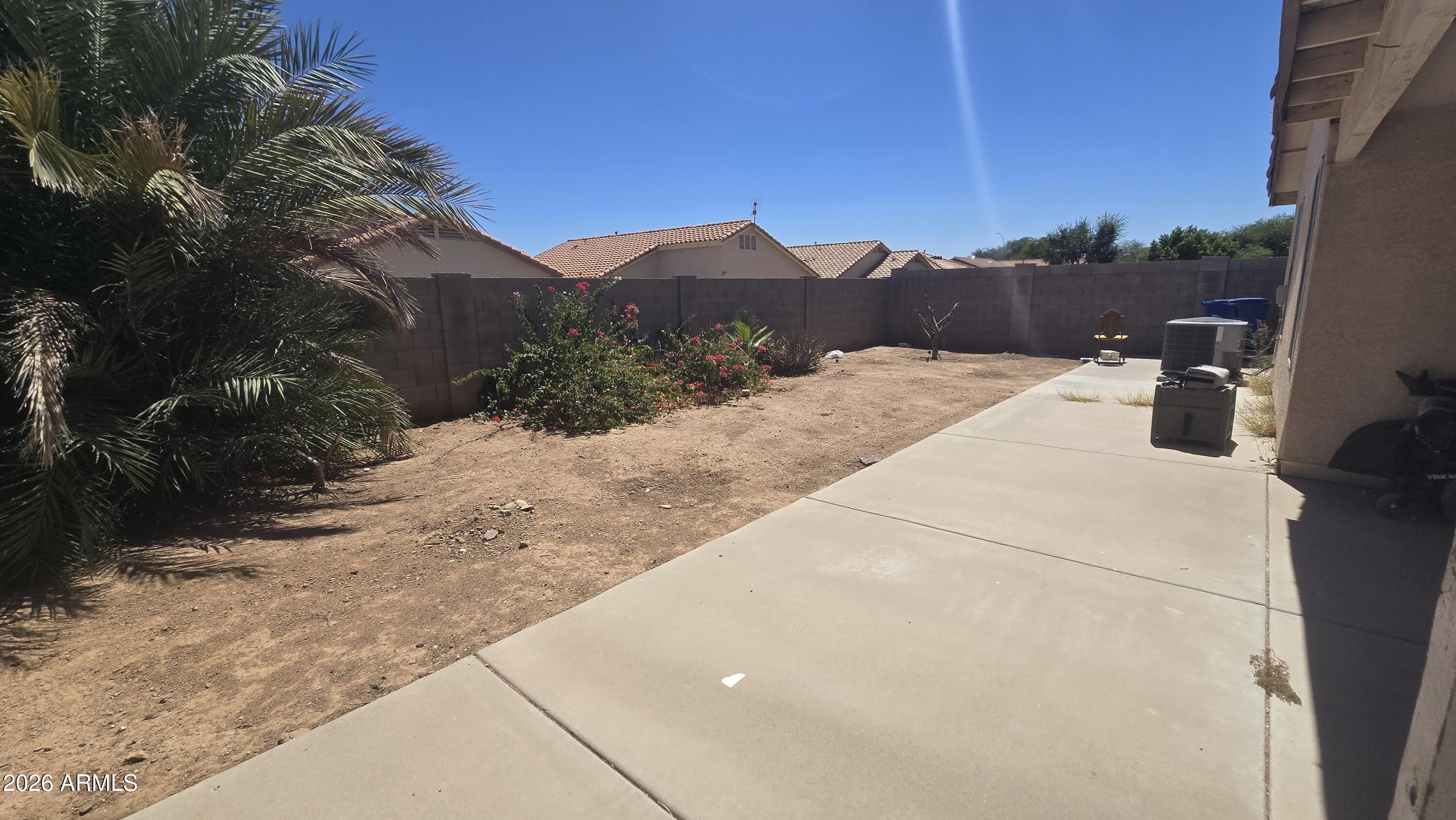 11261 E ELENA Avenue