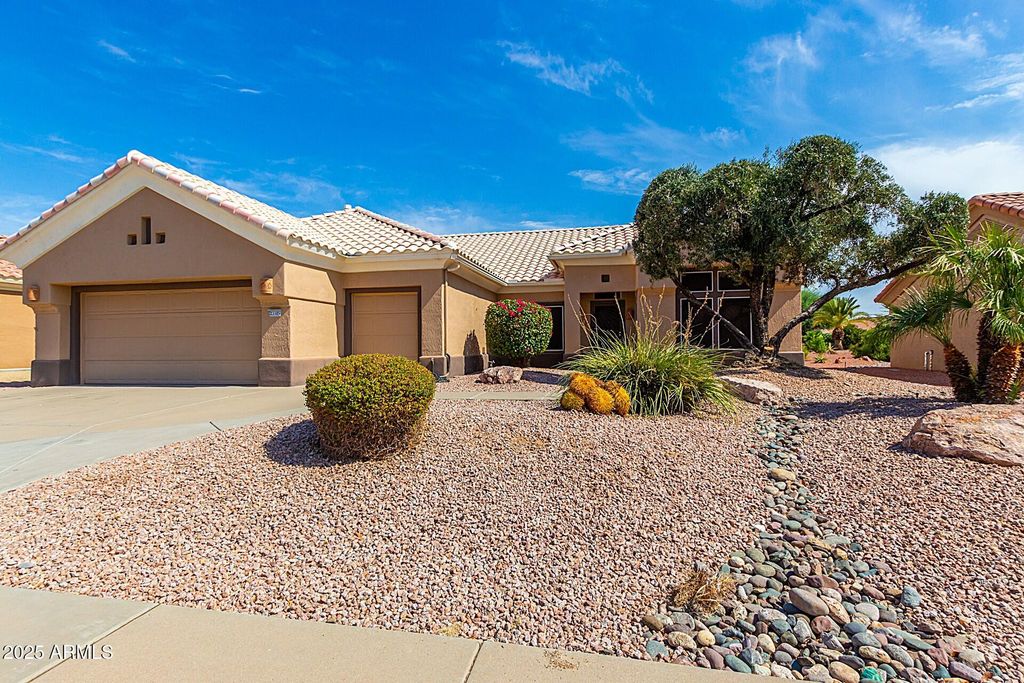 Photo of 23105 N Drifter Way, Sun City West, AZ 85375 (MLS # 6917387)