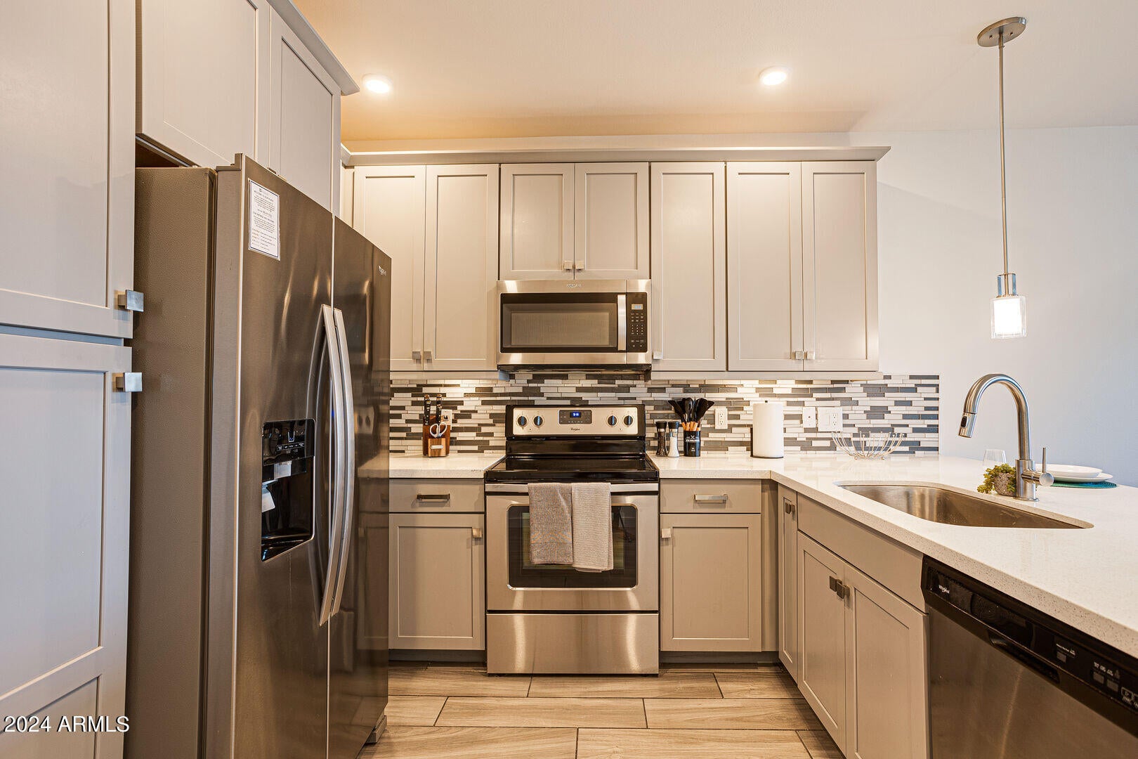 2511 W QUEEN CREEK Road 243