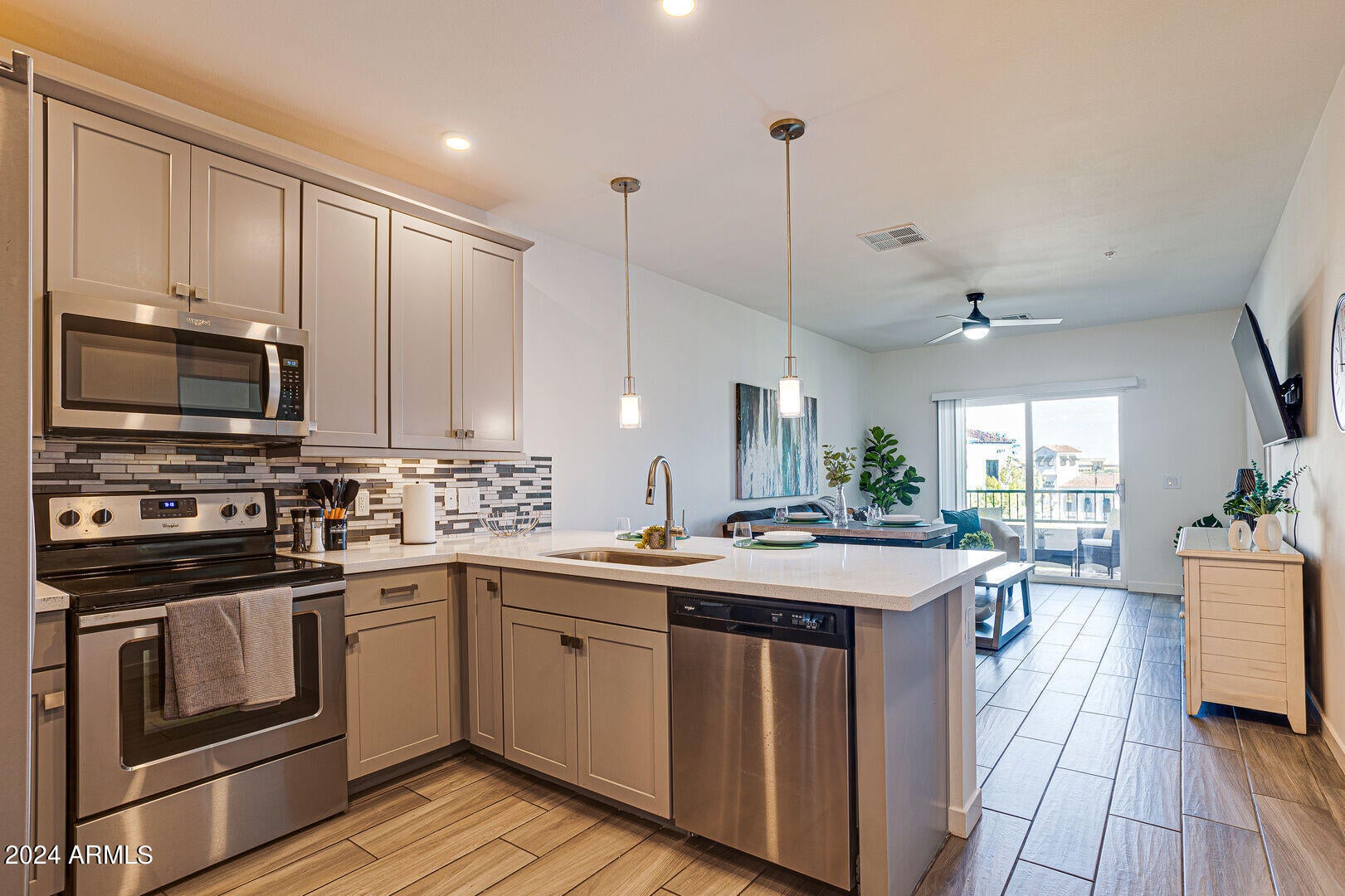 2511 W QUEEN CREEK Road 243