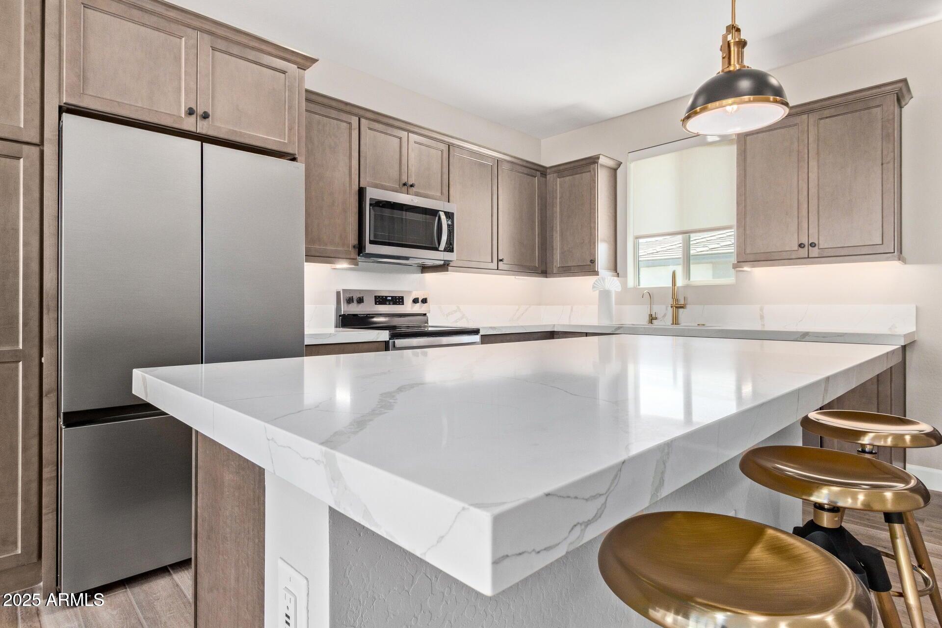 2121 W SONORAN DESERT Drive W 107