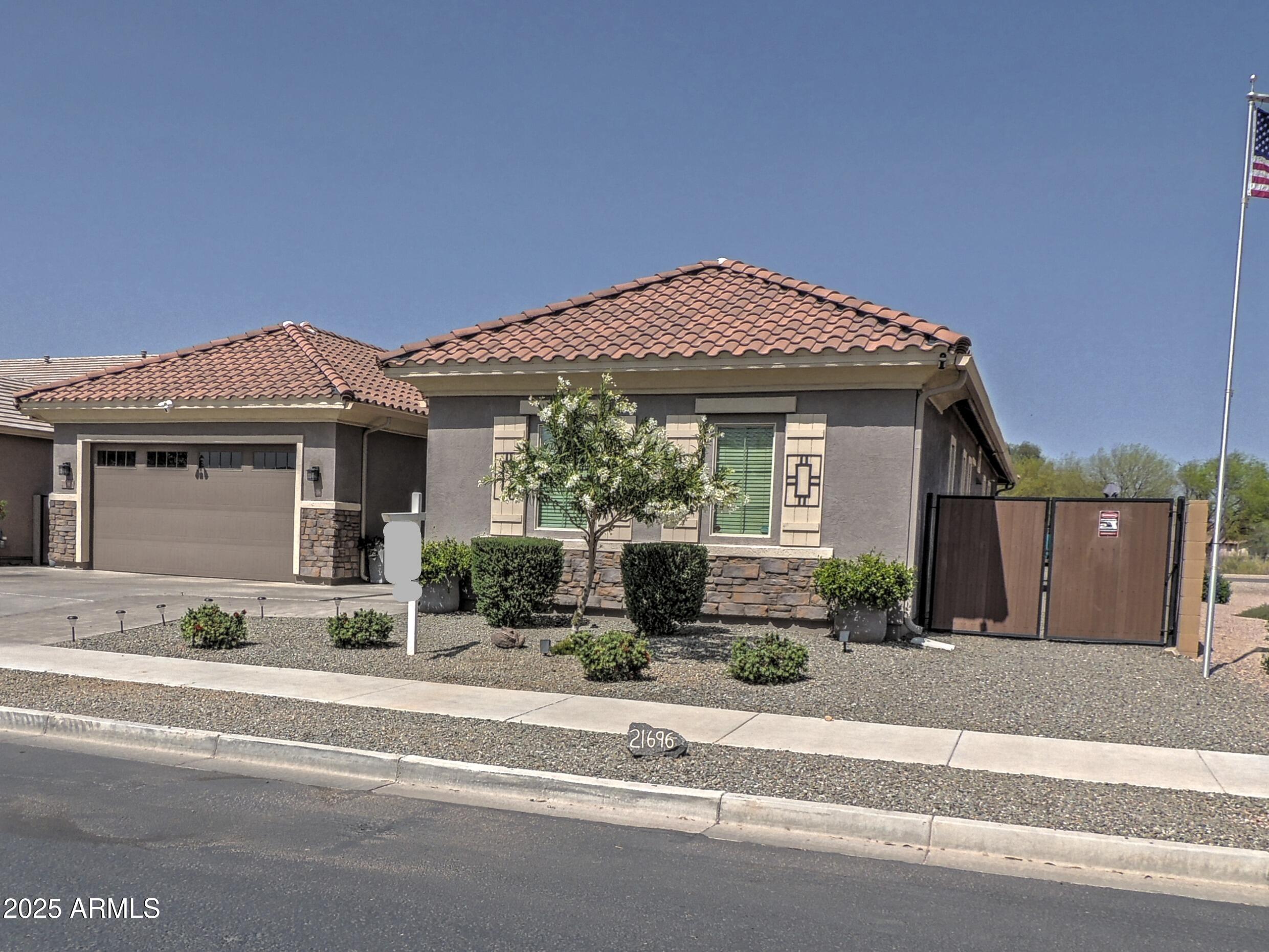 Homes 1 21696 E ARROYO VERDE Drive