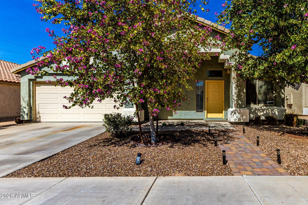 Photo of 374 E Ironwood Drive, Chandler, AZ 85225 (MLS # 7000248)