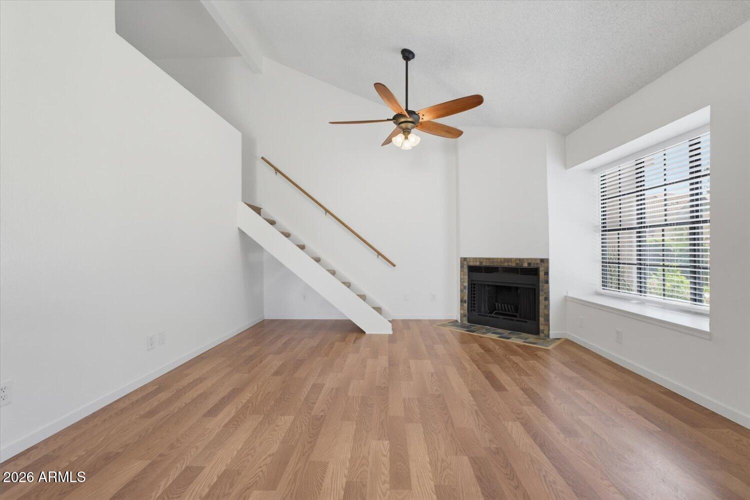 4901 E Kelton Lane 1008