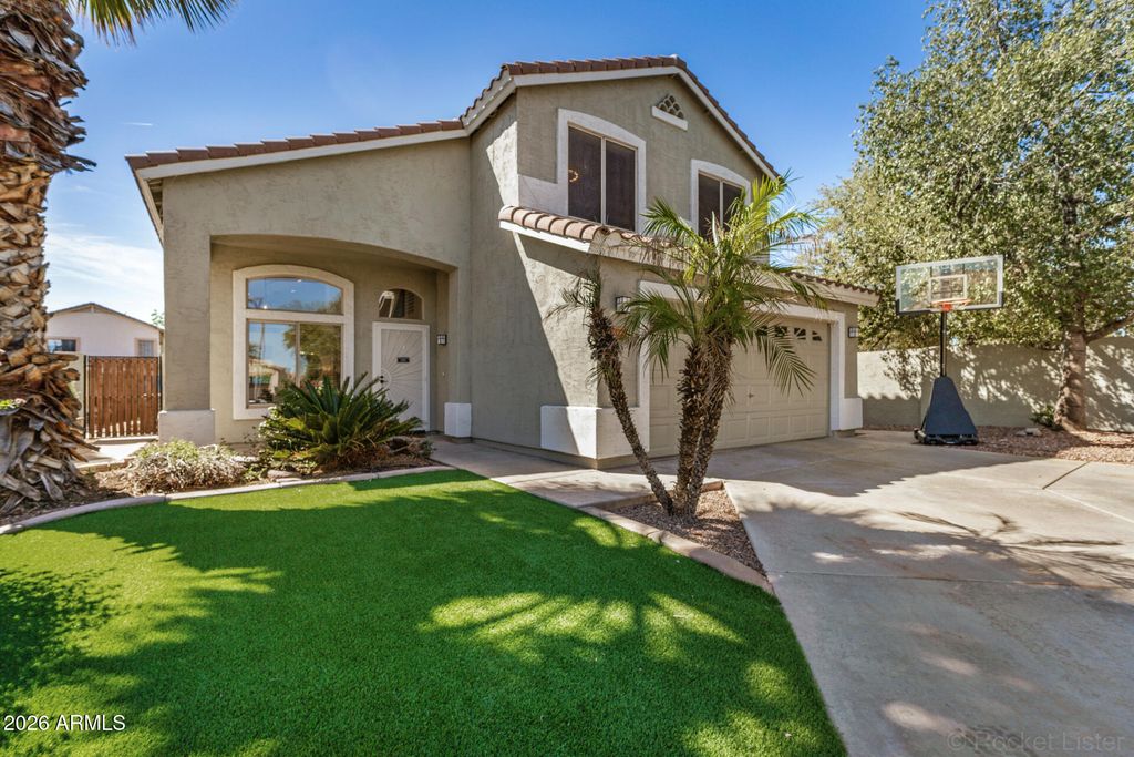 Photo of 3221 E San Remo Avenue, Gilbert, AZ 85234 (MLS # 7001363)