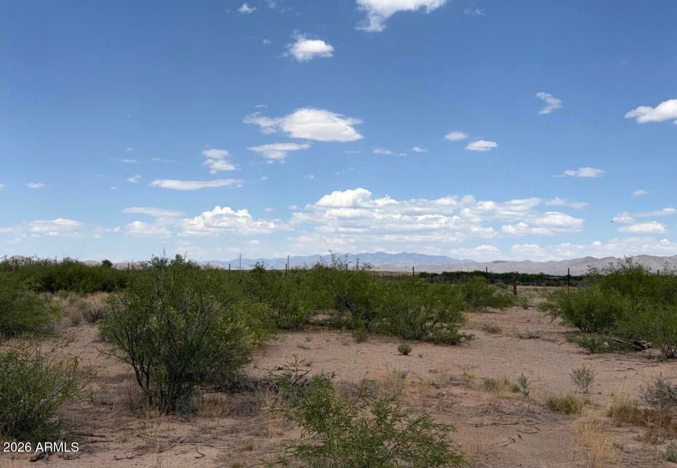 10767 N HIGHWAY 191 -- -