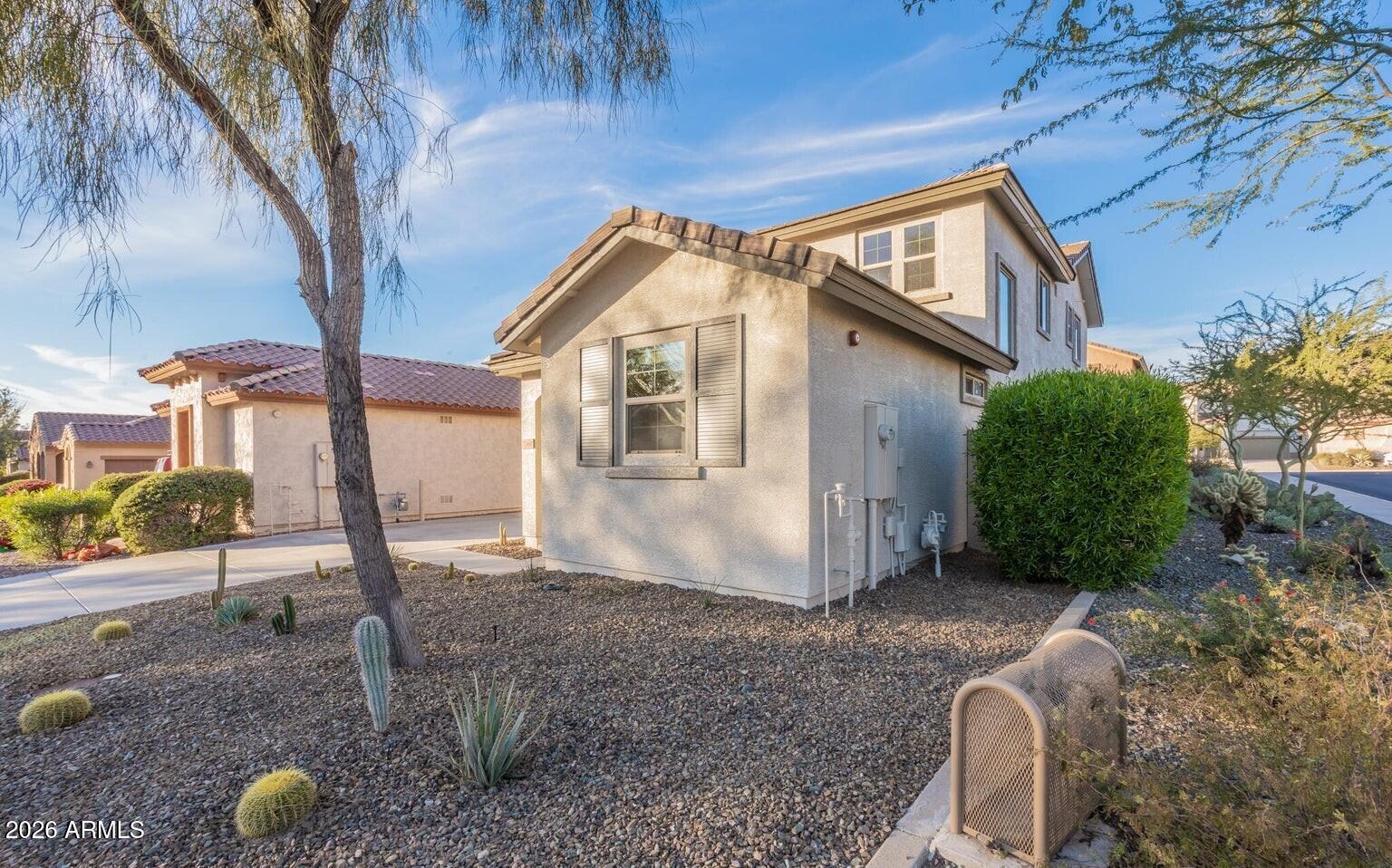 7364 W PALO BREA Lane