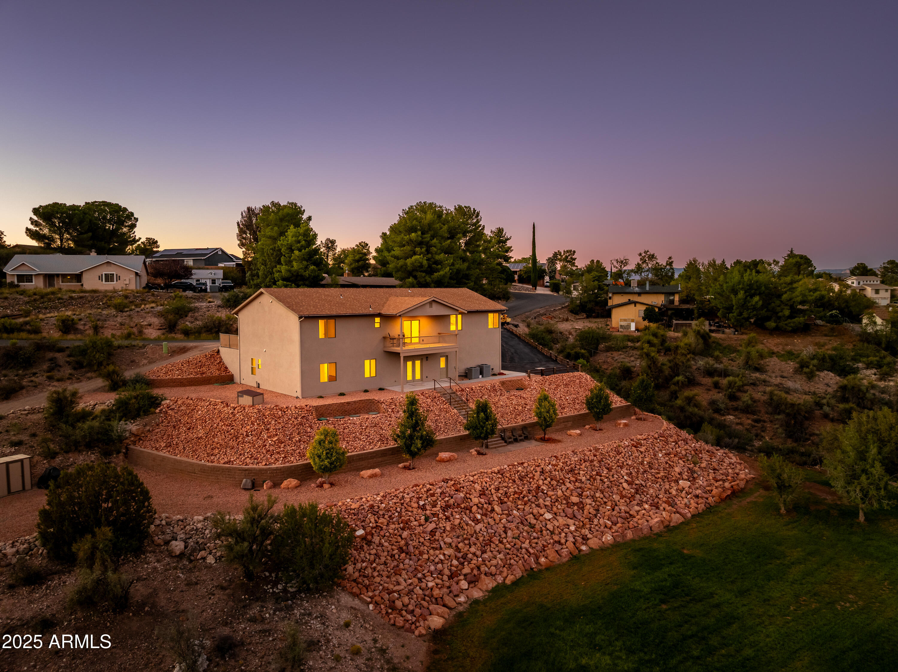 1405 E BOW MAKER Trail