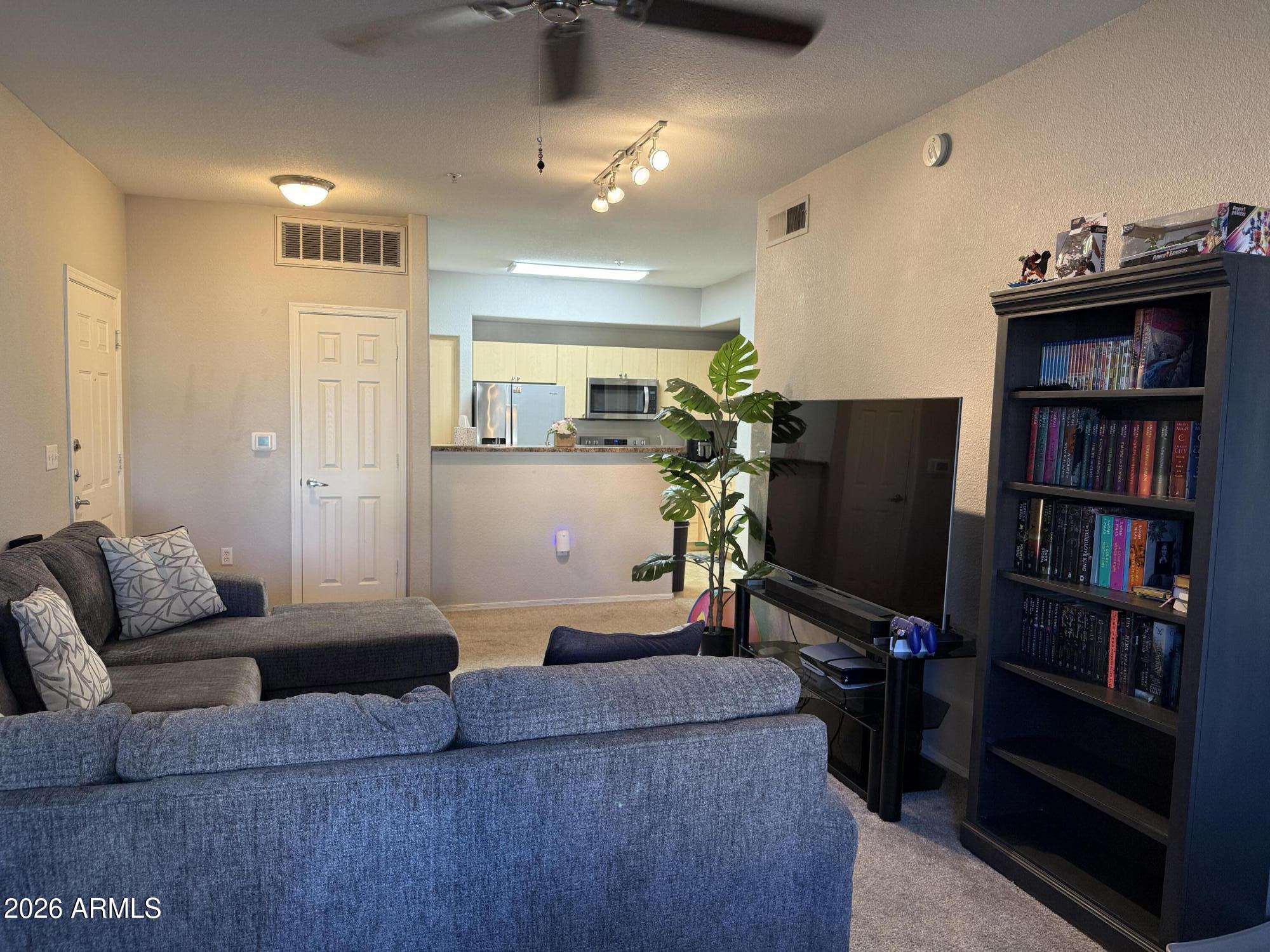 18416 N CAVE CREEK Road 1014