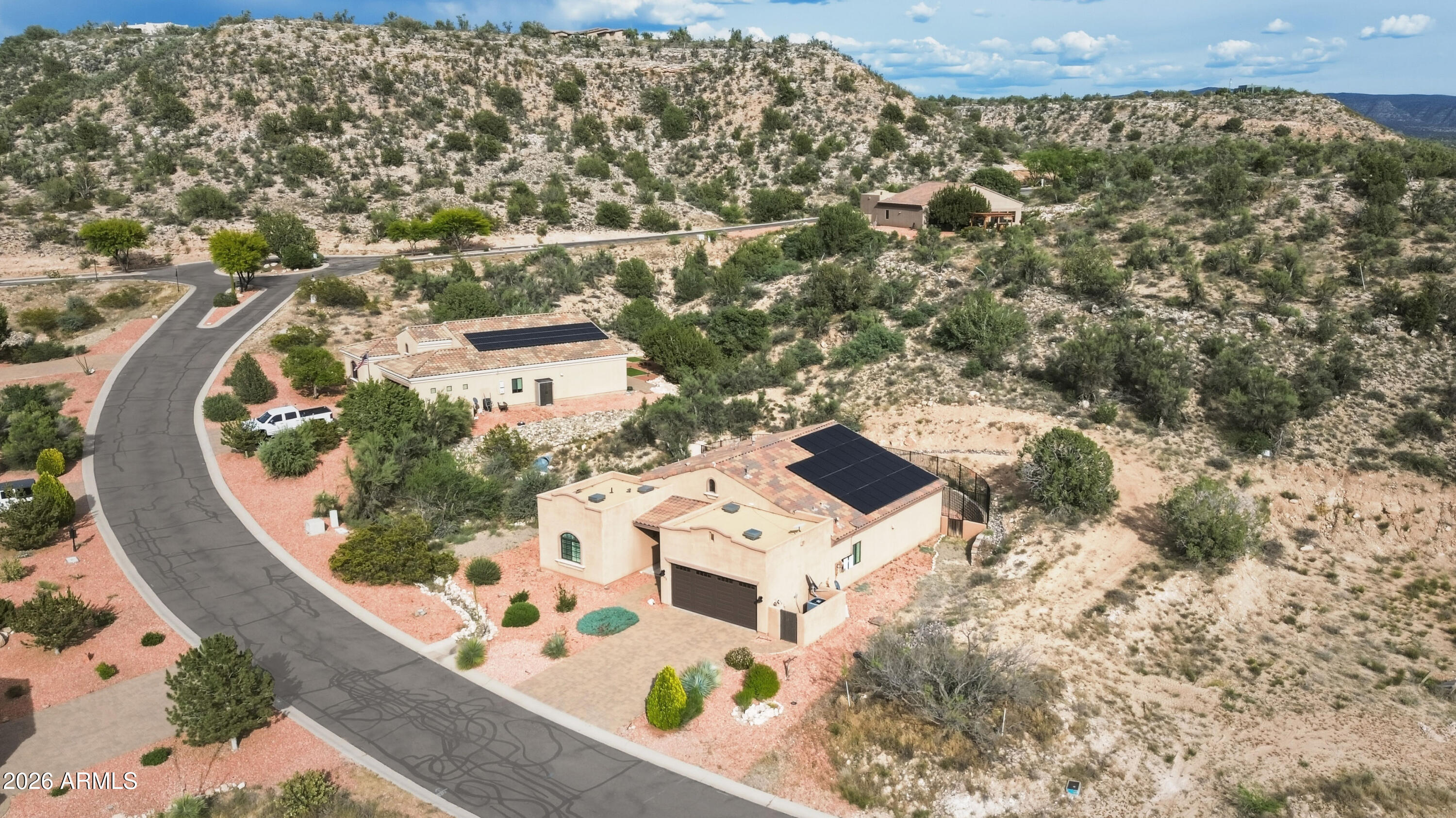 6175 N STRATFORD Court