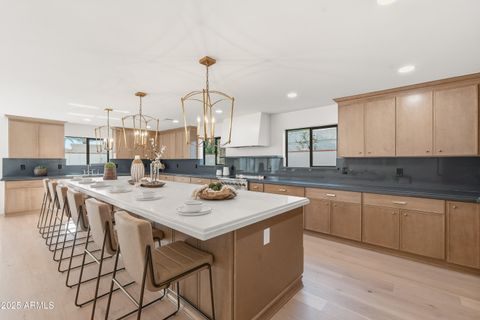 Photo of 3151 E Claremont Avenue, Phoenix, AZ 85016 (MLS # 6934135)