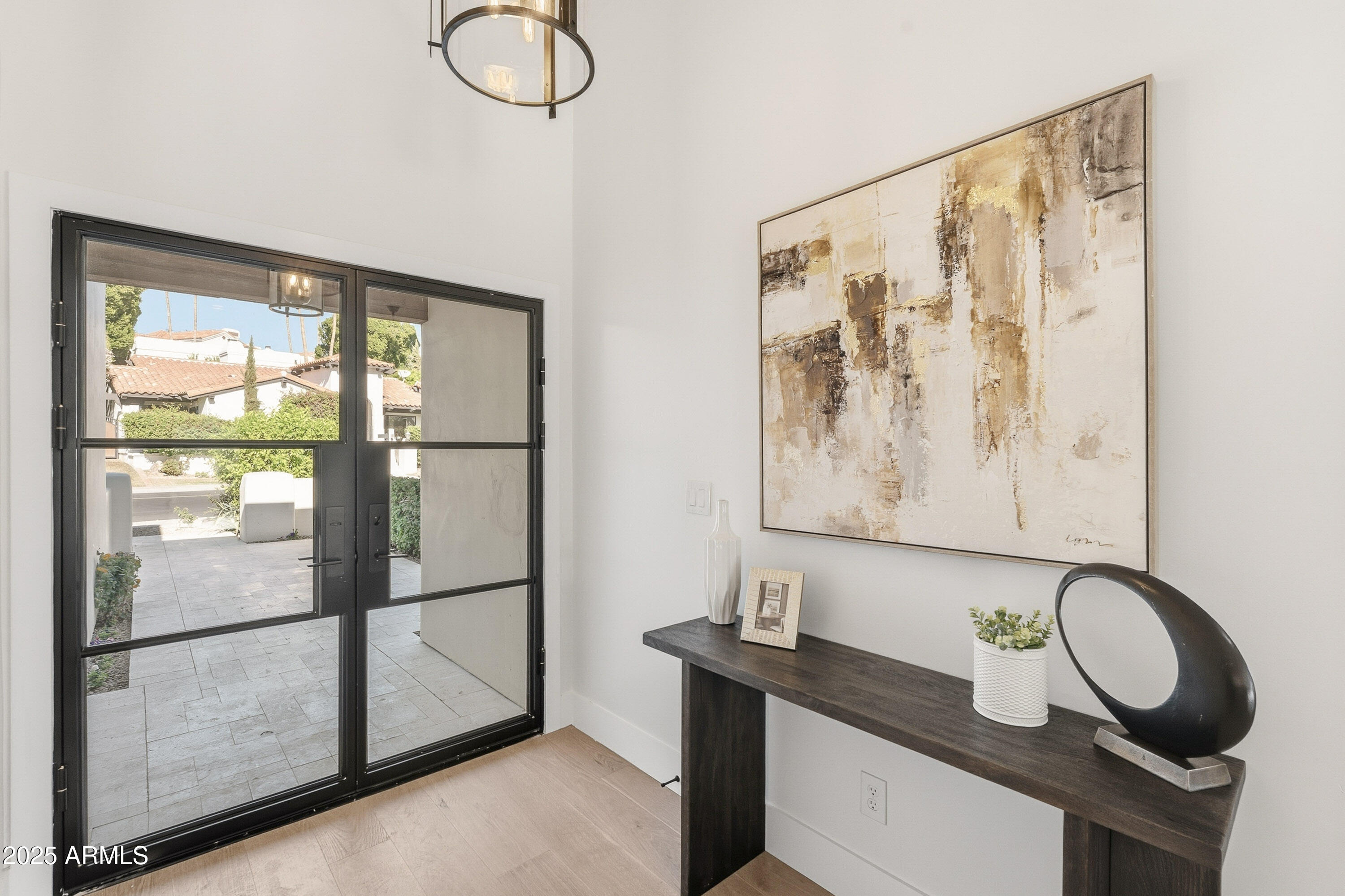 3151 E Claremont Avenue