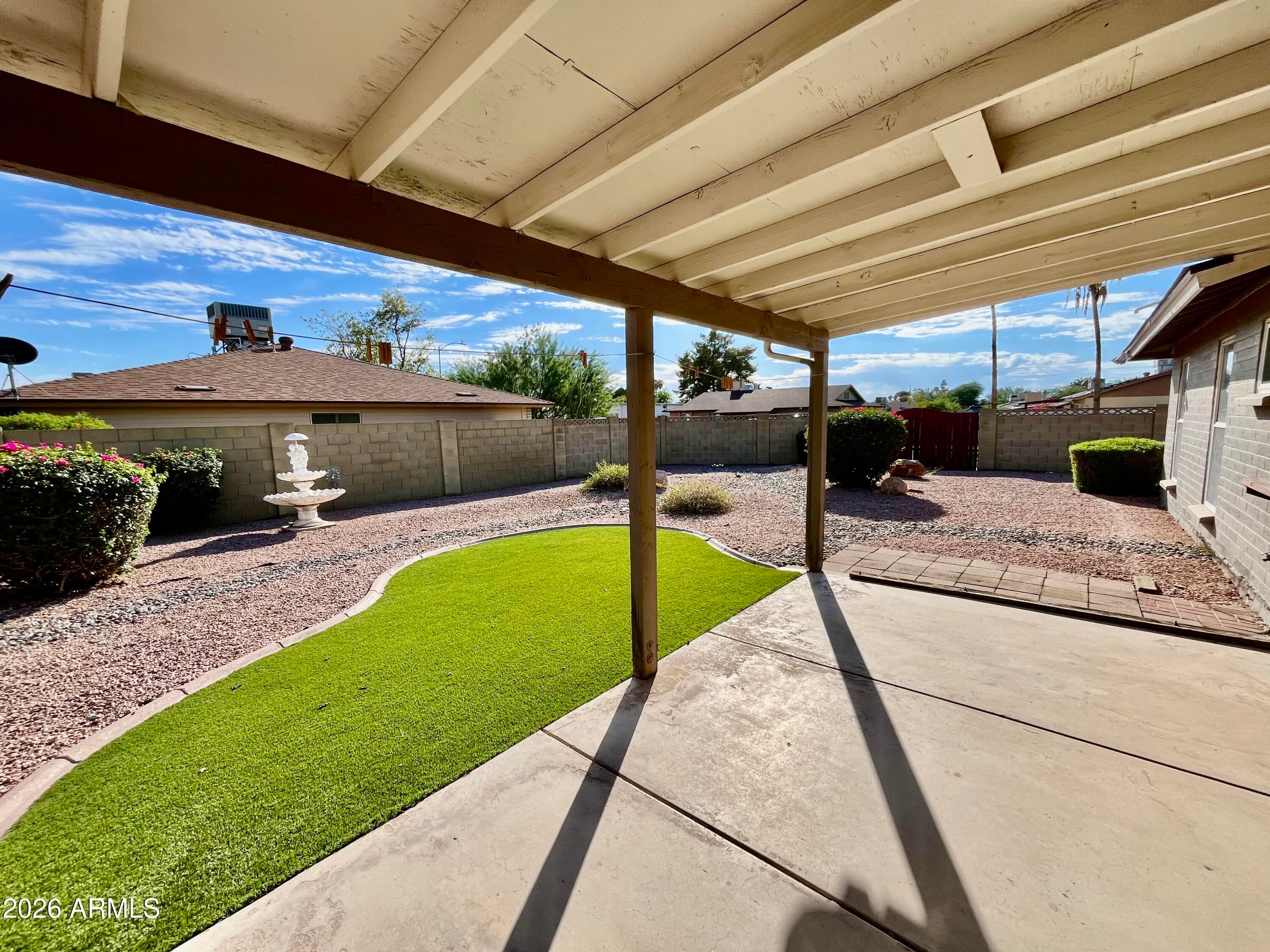3661 W CAMPO BELLO Drive
