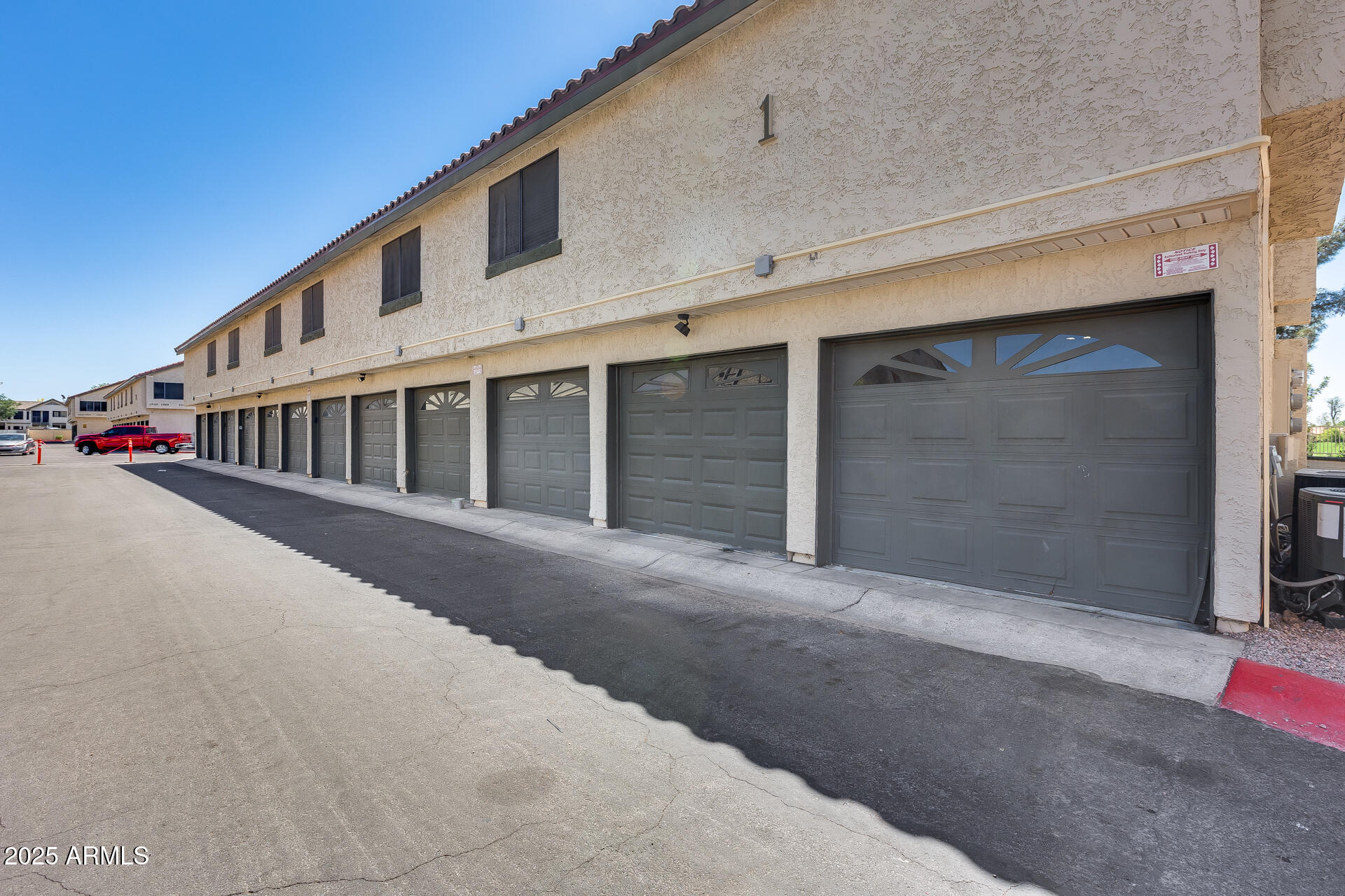 30 E BROWN Road 1048