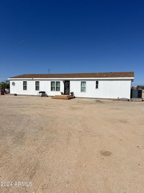 A home in Tonopah