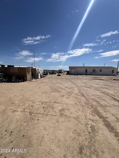 A home in Tonopah