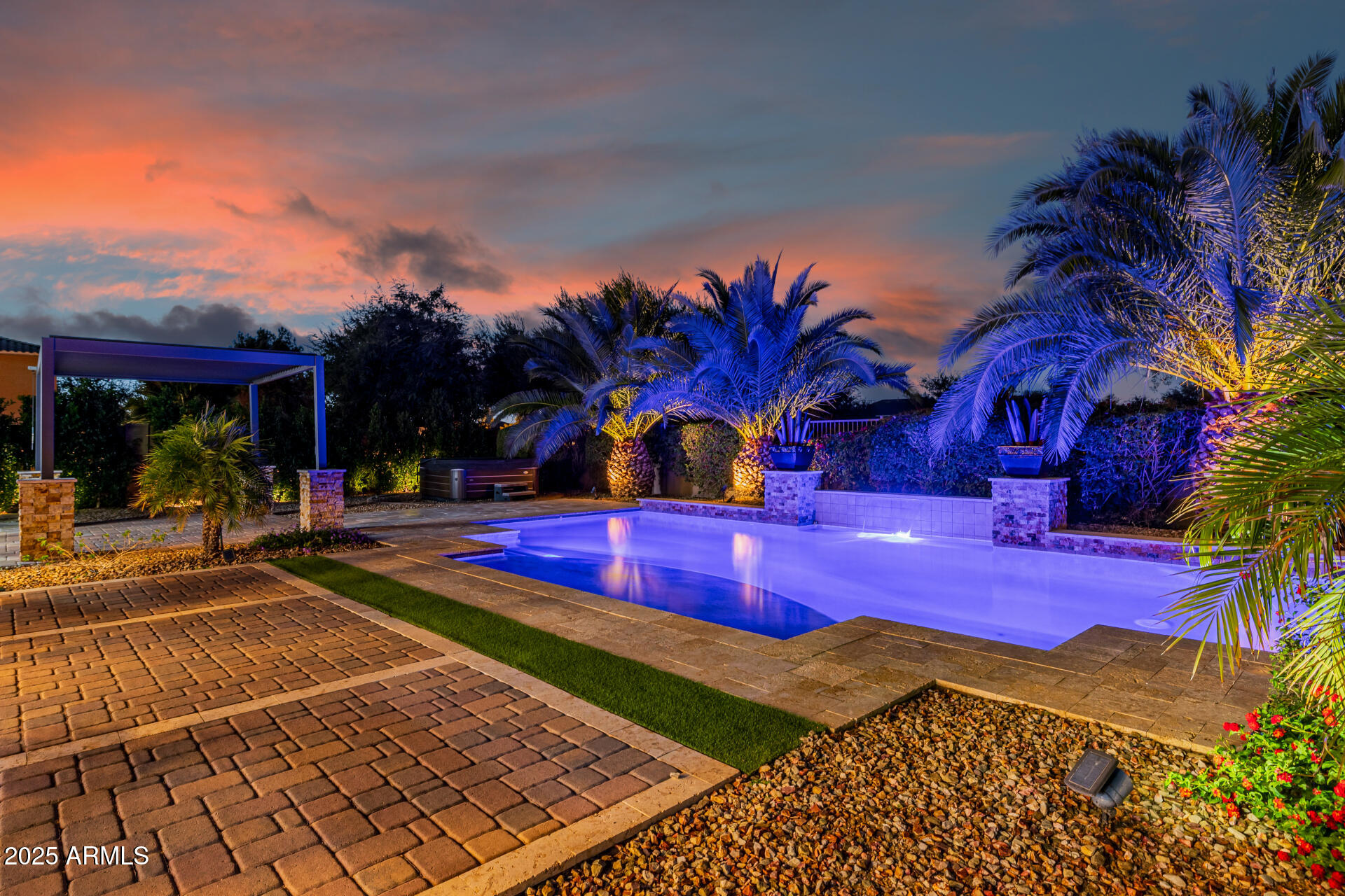 21196 E WAVERLY Drive