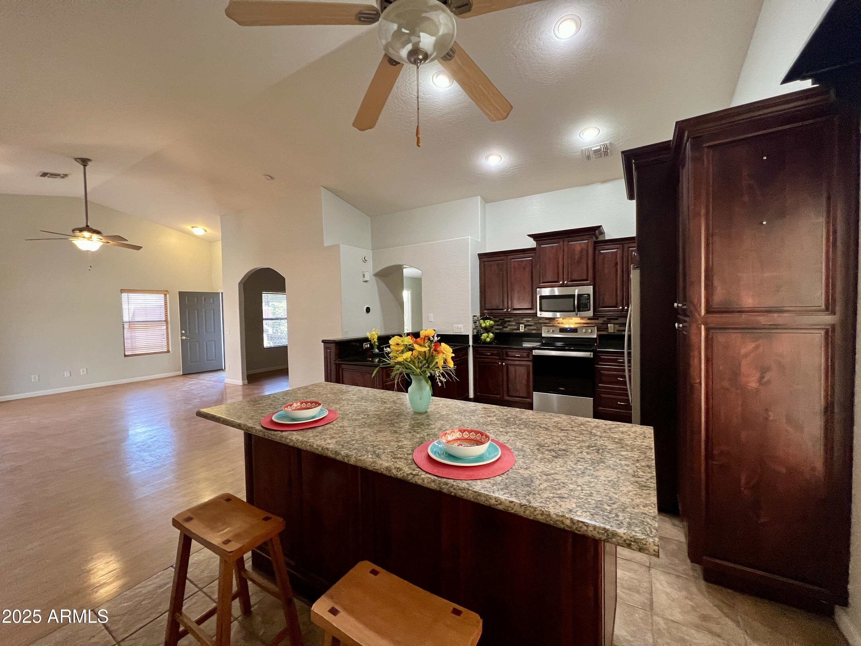 3284 E SANDY Way