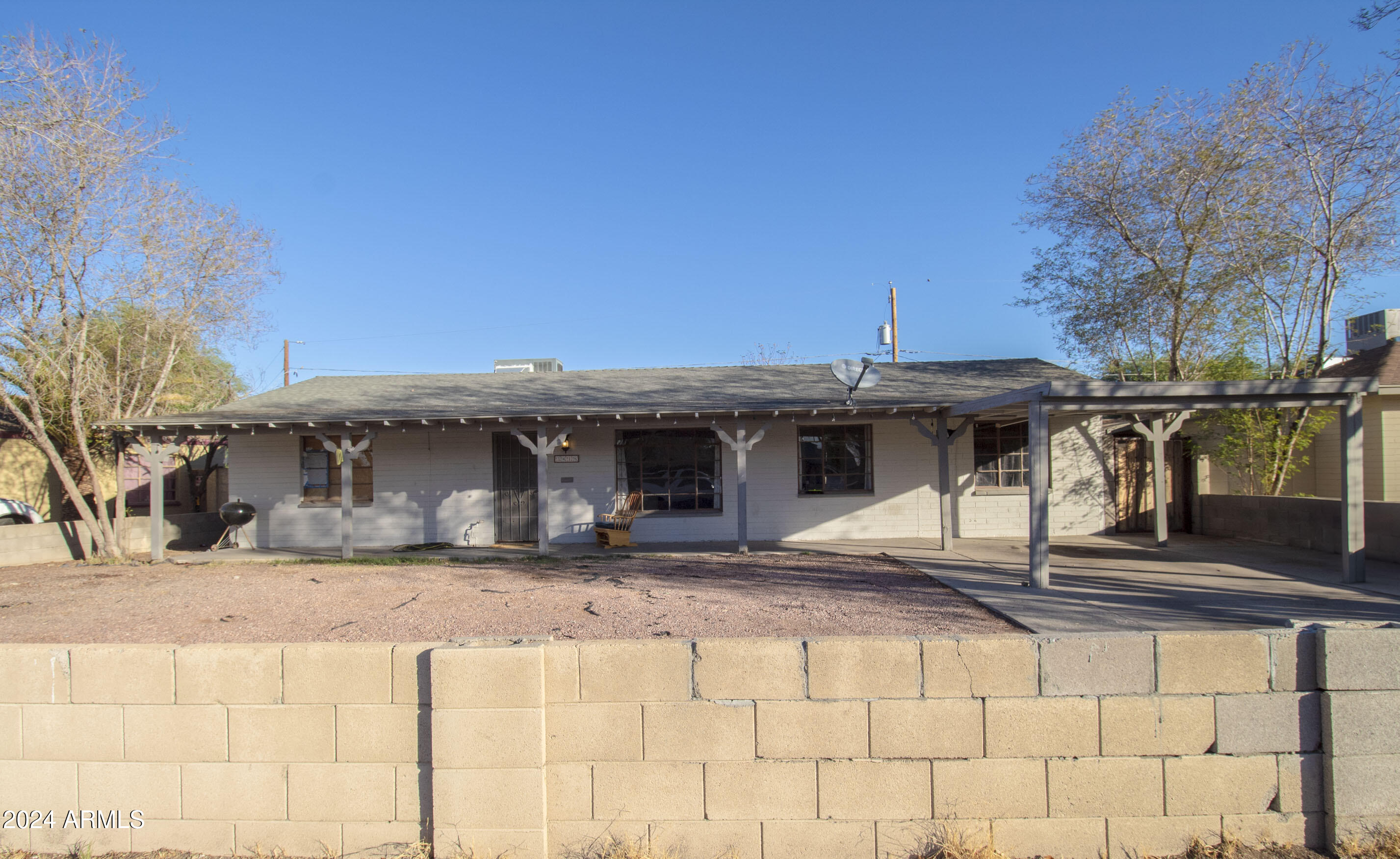 Homes 1 3418 W ROMA Avenue