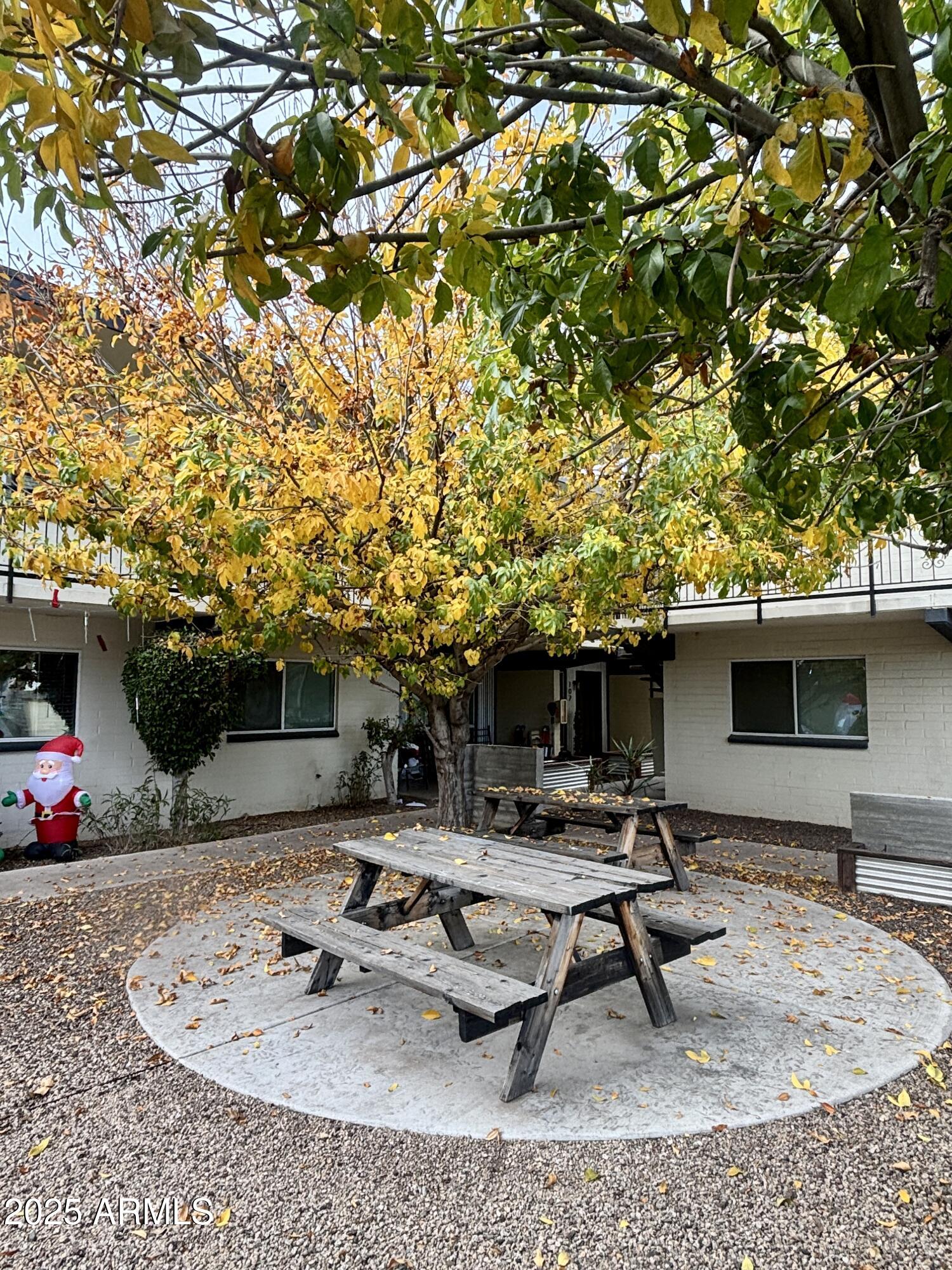 6730 N 17Th Avenue 204