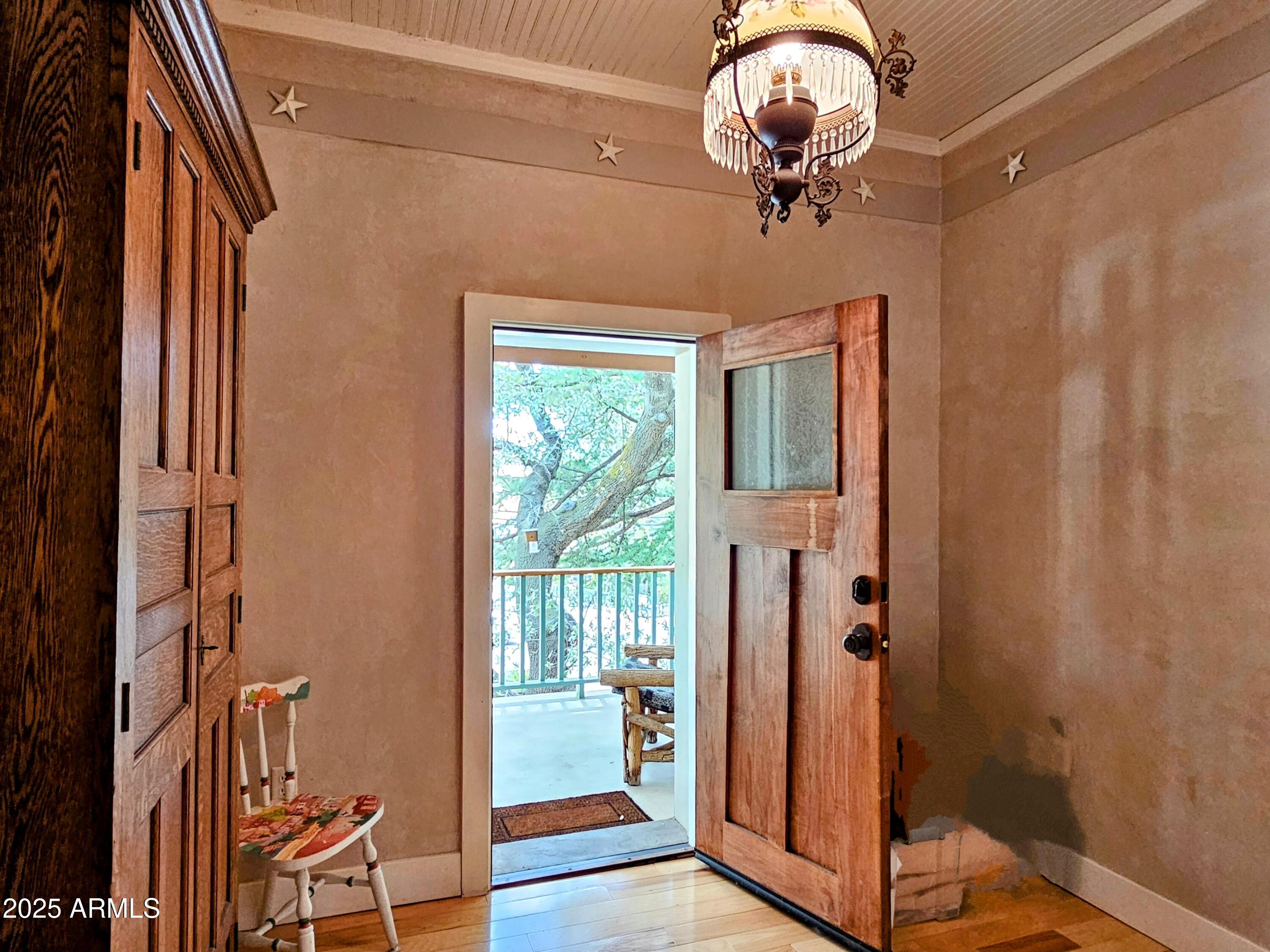 OLD BISBEE - Residential Income