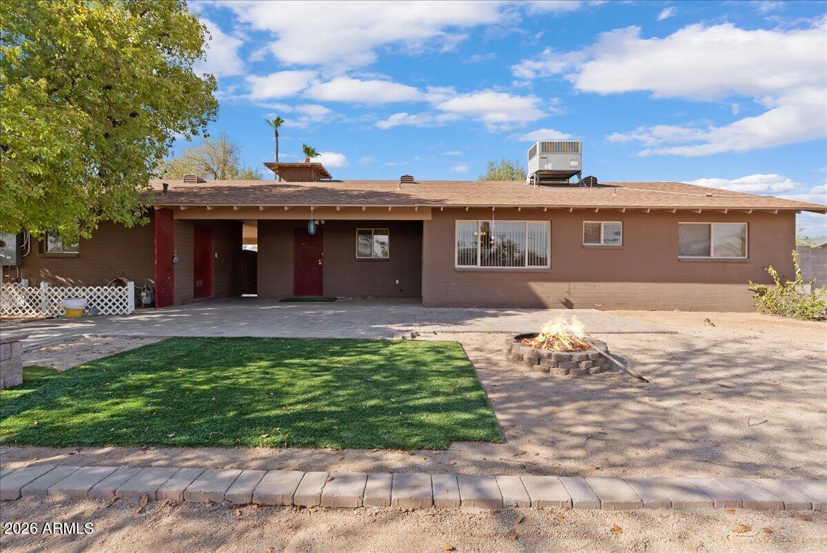 2301 W SAINT JOHN Road