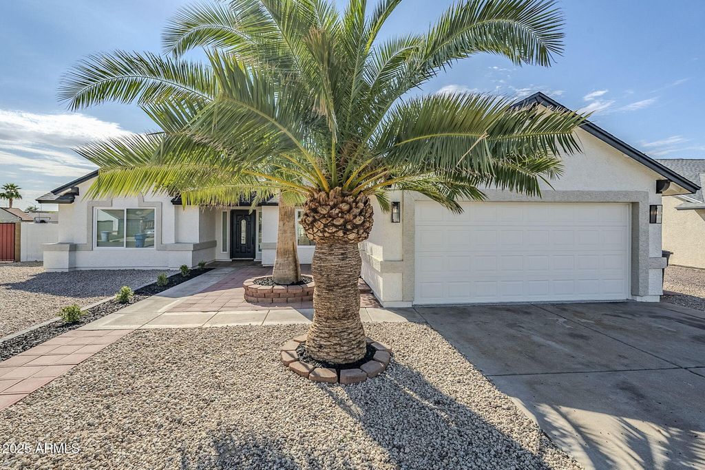 Photo of 3615 W Fairview Lane, Chandler, AZ 85226 (MLS # 6931094)