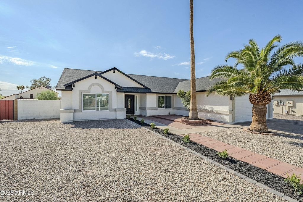 Photo of 3615 W Fairview Lane, Chandler, AZ 85226 (MLS # 6931094)